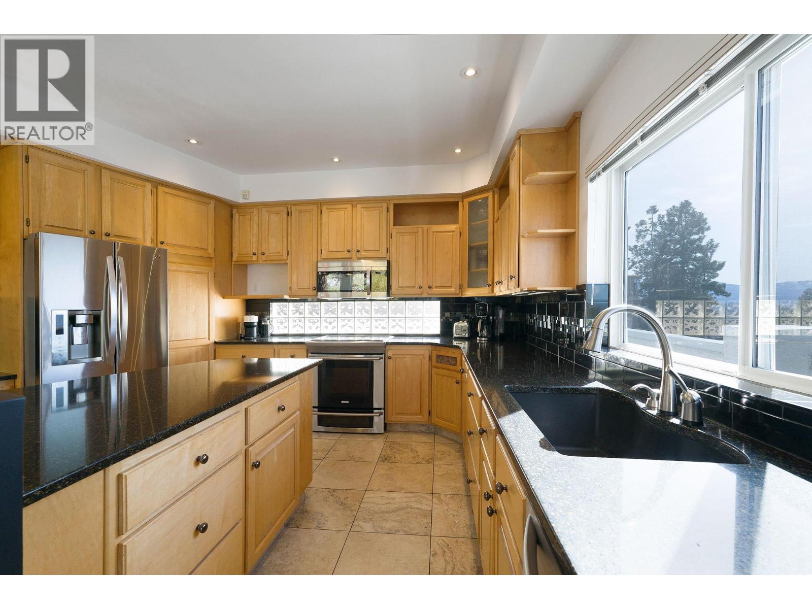  1022 James Hockey Place, Kelowna