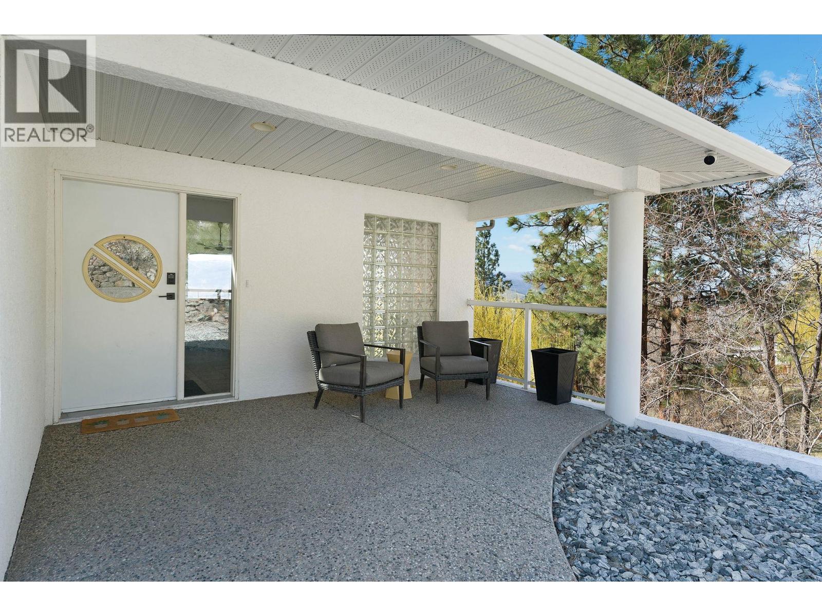  1022 James Hockey Place, Kelowna