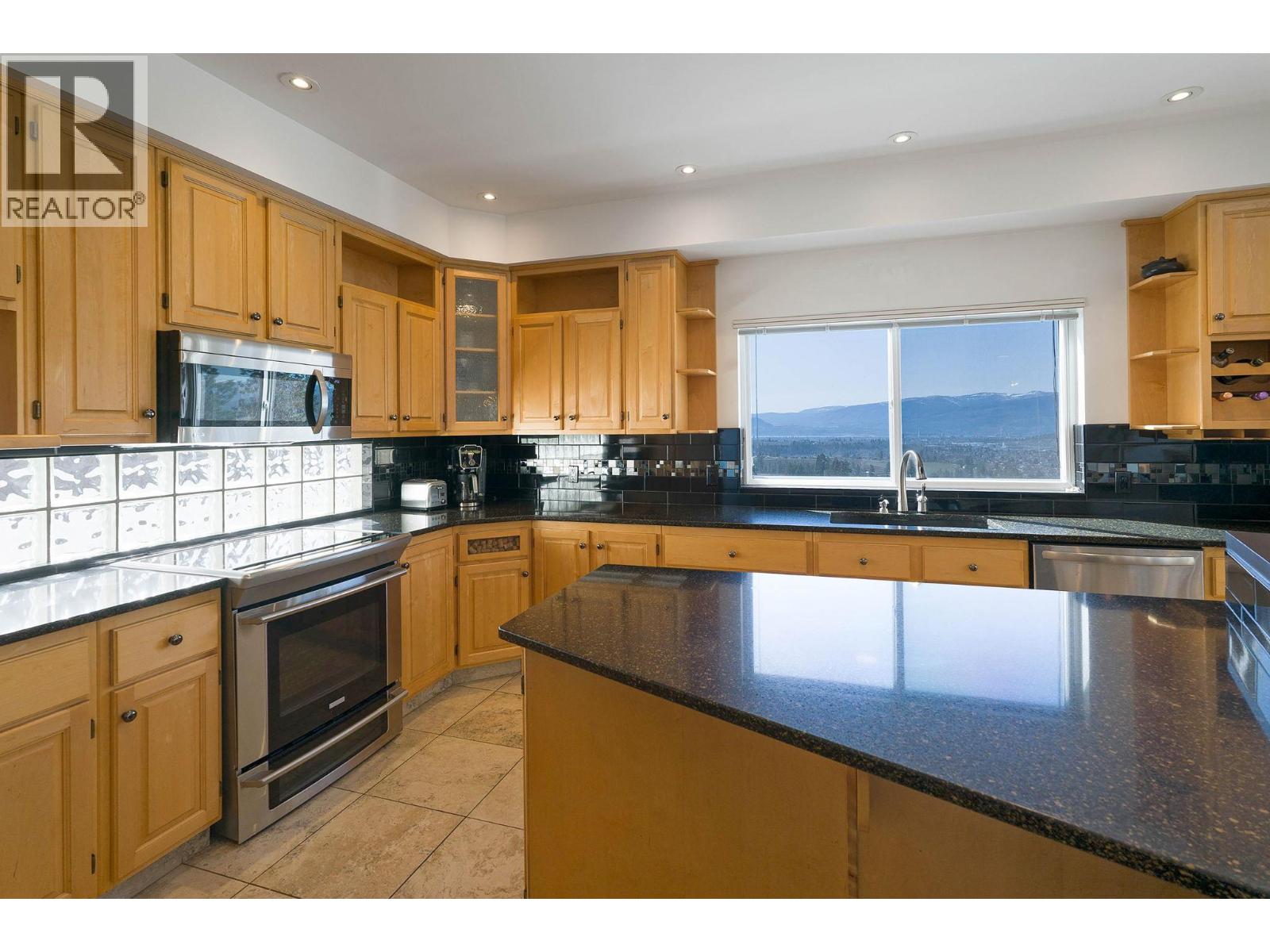  1022 James Hockey Place, Kelowna