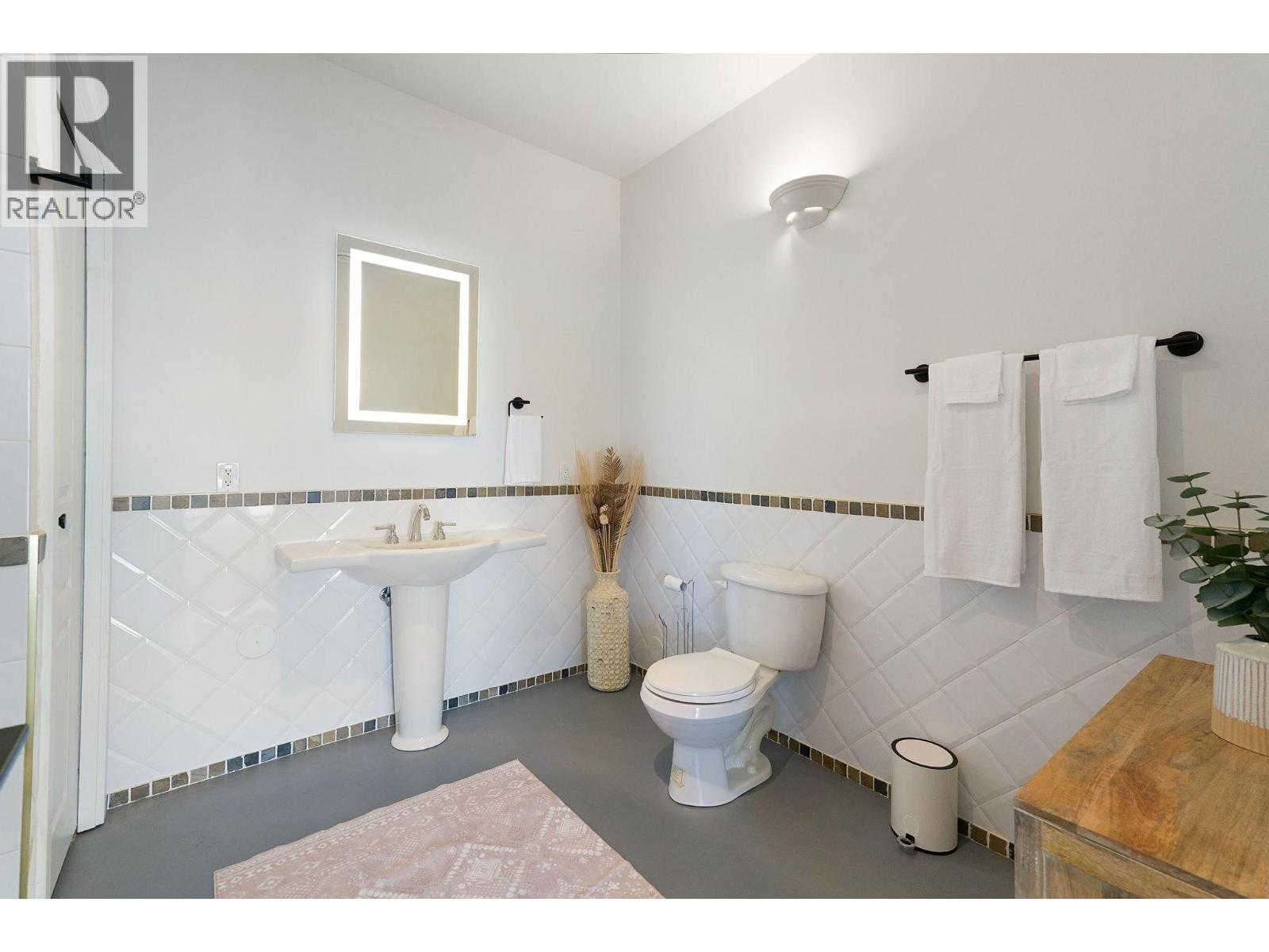  1022 James Hockey Place, Kelowna