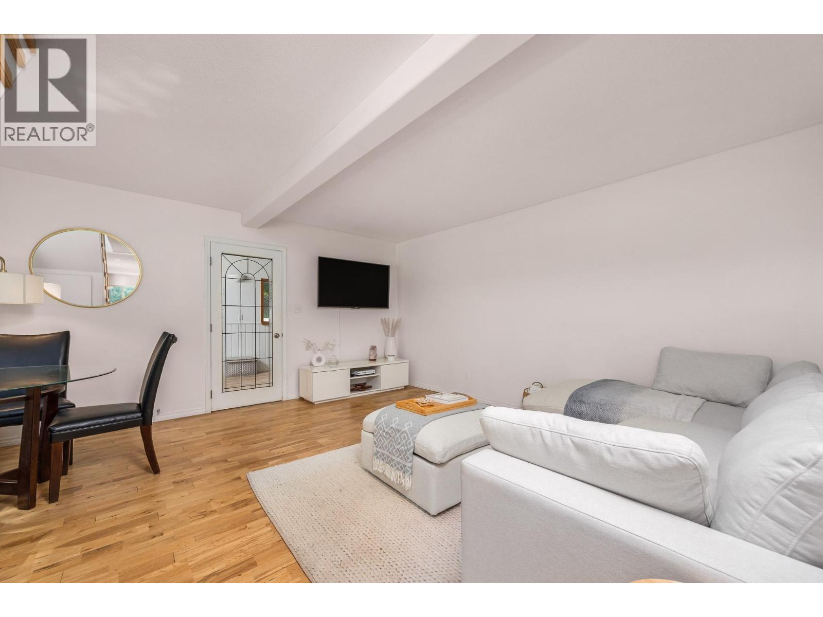 855 Salmon River Road, Salmon Arm