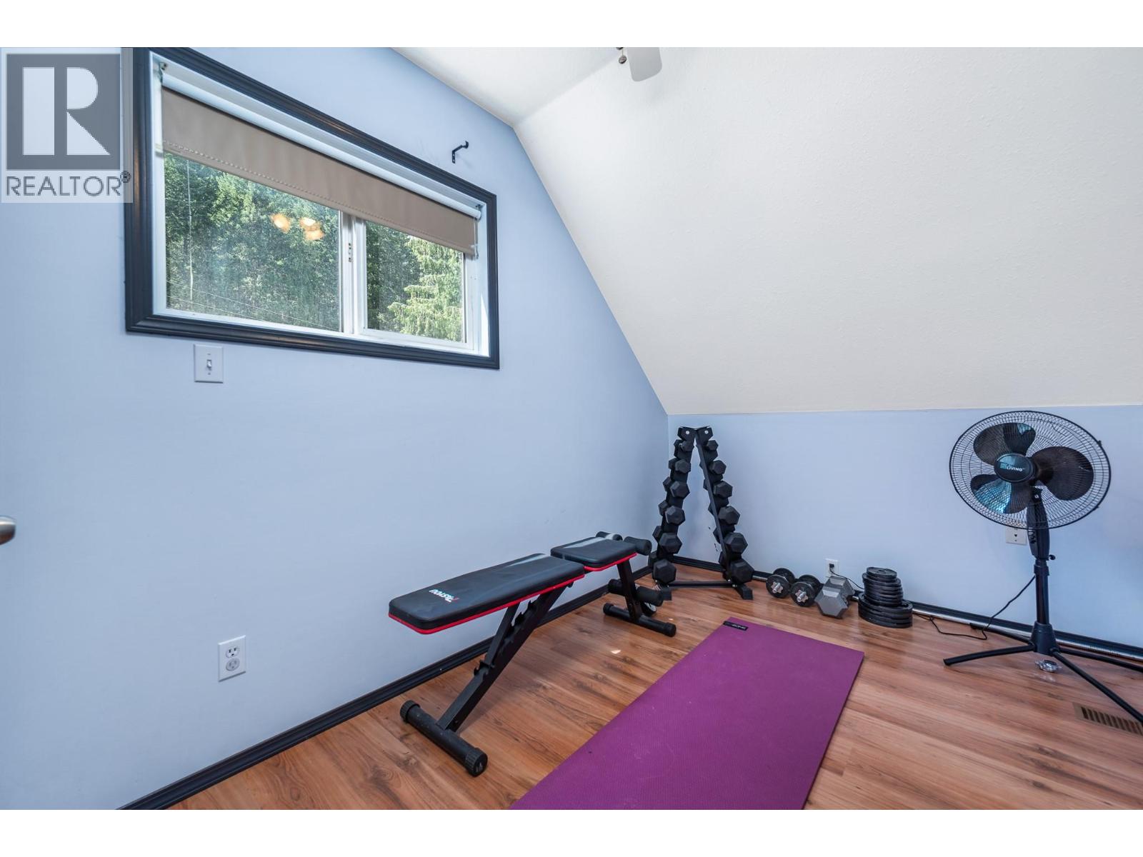 855 Salmon River Road, Salmon Arm