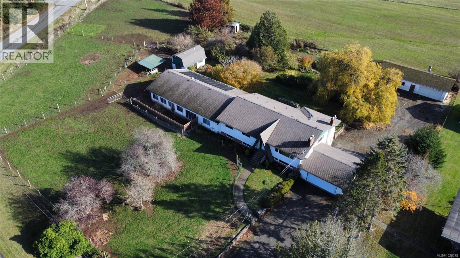 4203 Leeron Pl, Metchosin