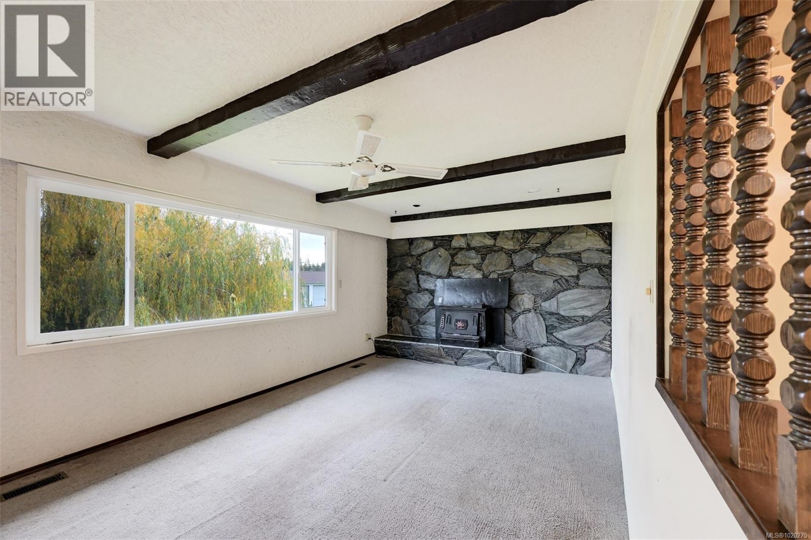 4203 Leeron Pl, Metchosin