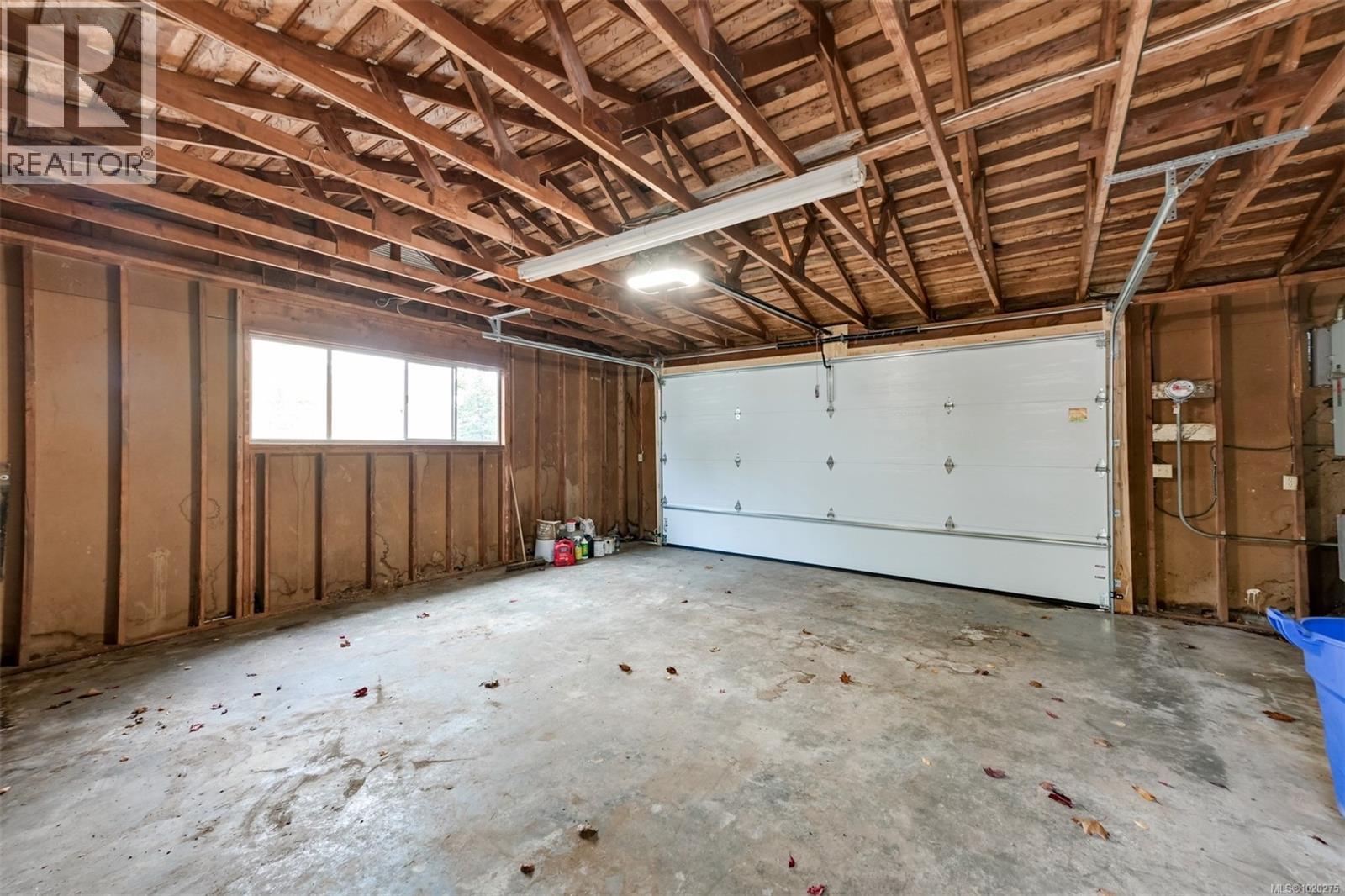 4203 Leeron Pl, Metchosin