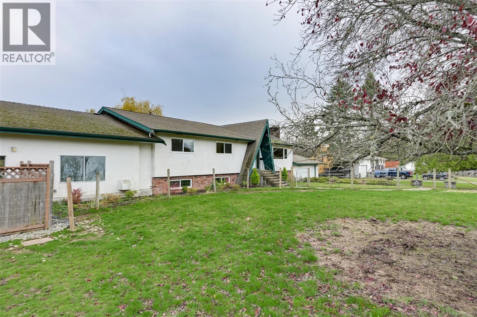 4203 Leeron Pl, Metchosin