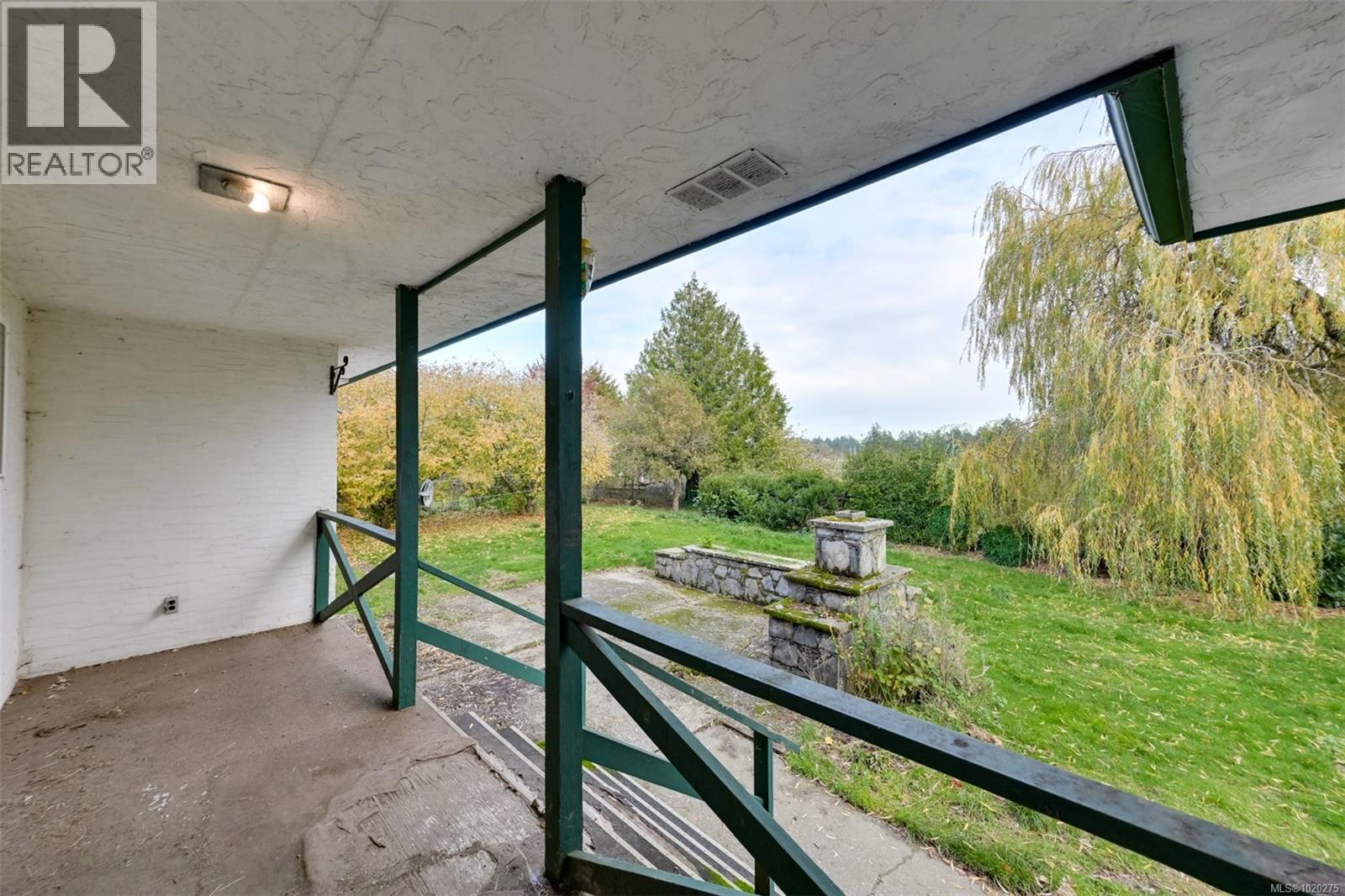 4203 Leeron Pl, Metchosin