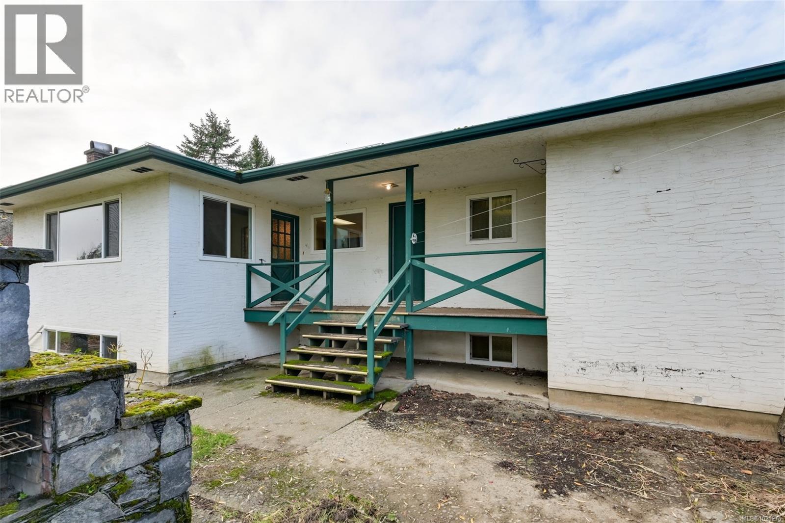 4203 Leeron Pl, Metchosin