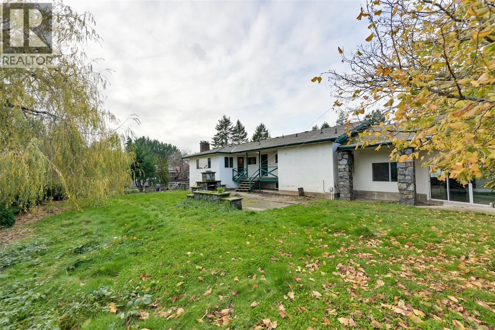 4203 Leeron Pl, Metchosin