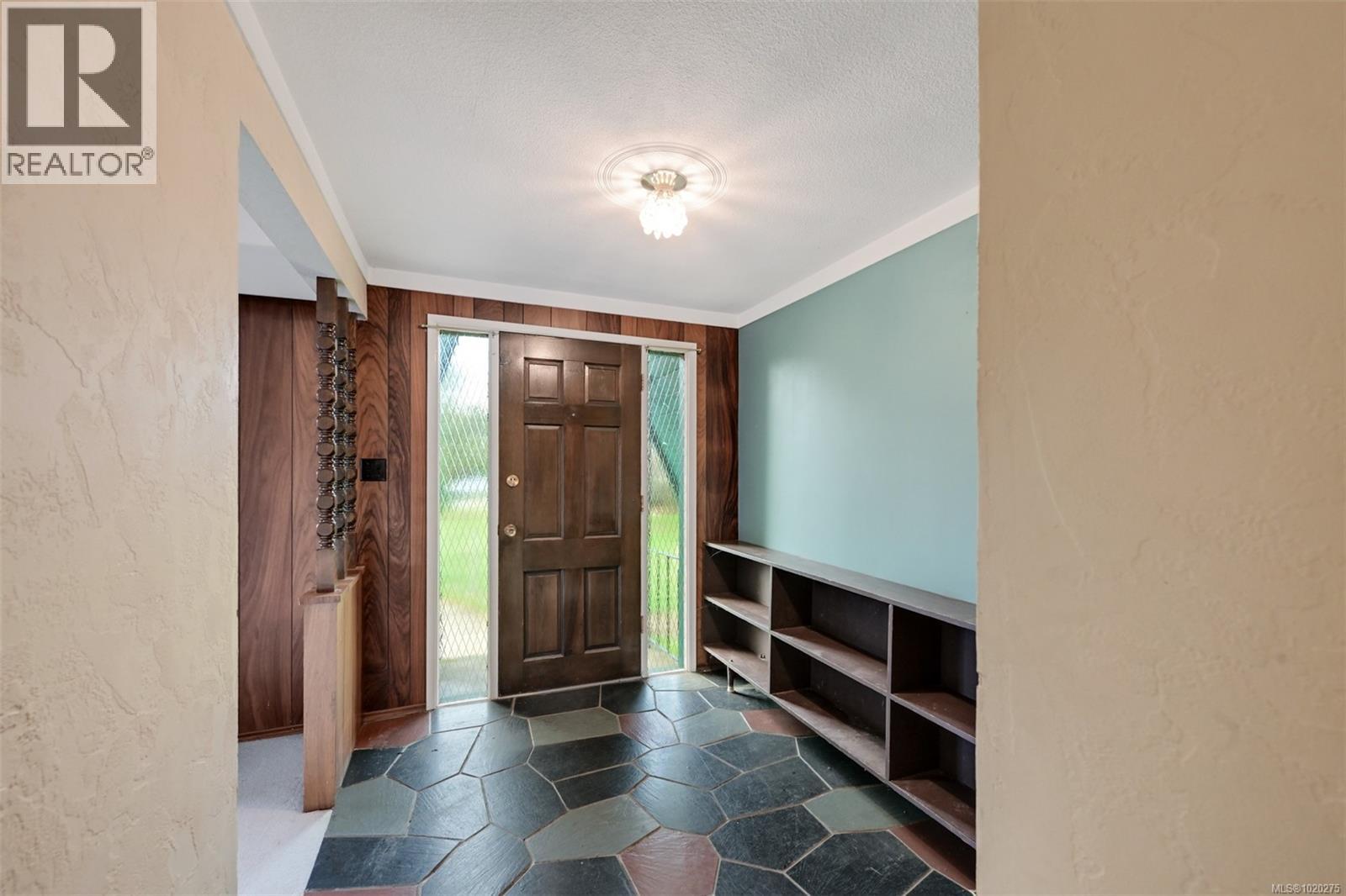 4203 Leeron Pl, Metchosin