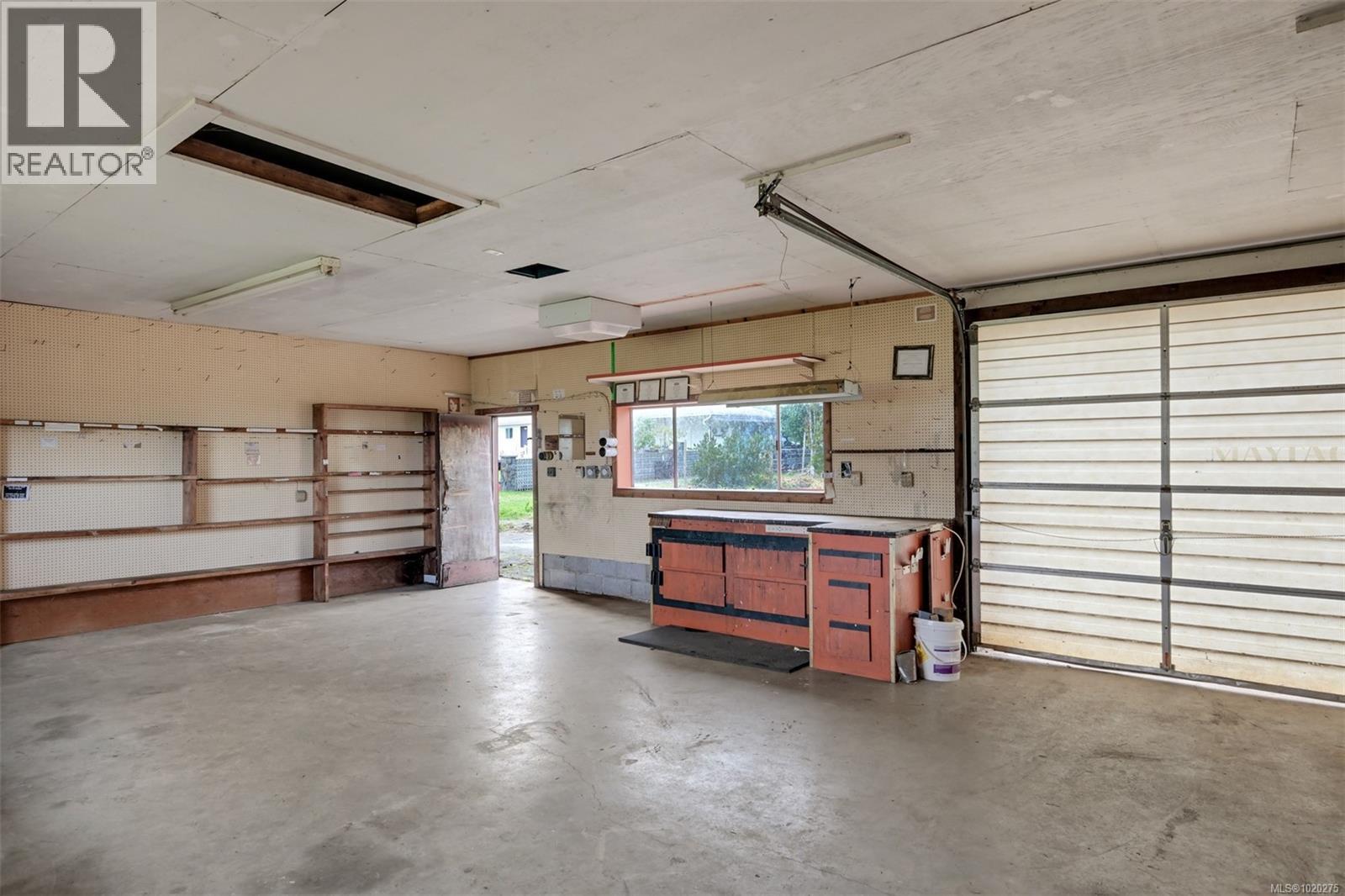 4203 Leeron Pl, Metchosin