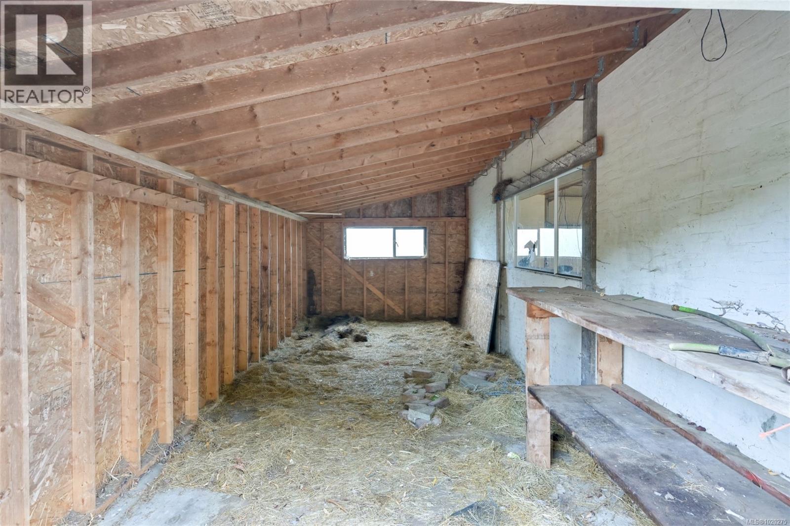 4203 Leeron Pl, Metchosin