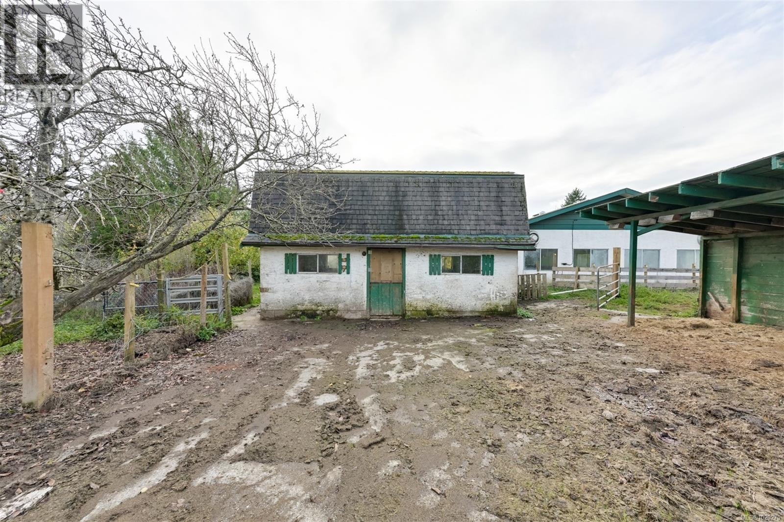 4203 Leeron Pl, Metchosin