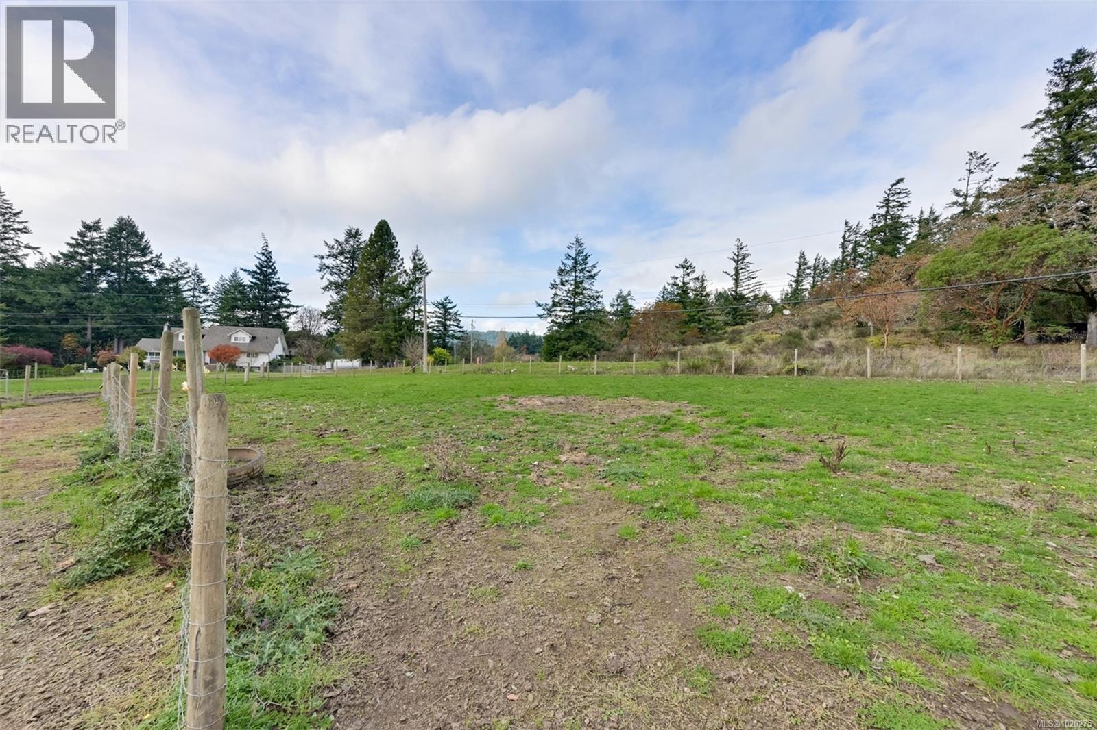 4203 Leeron Pl, Metchosin