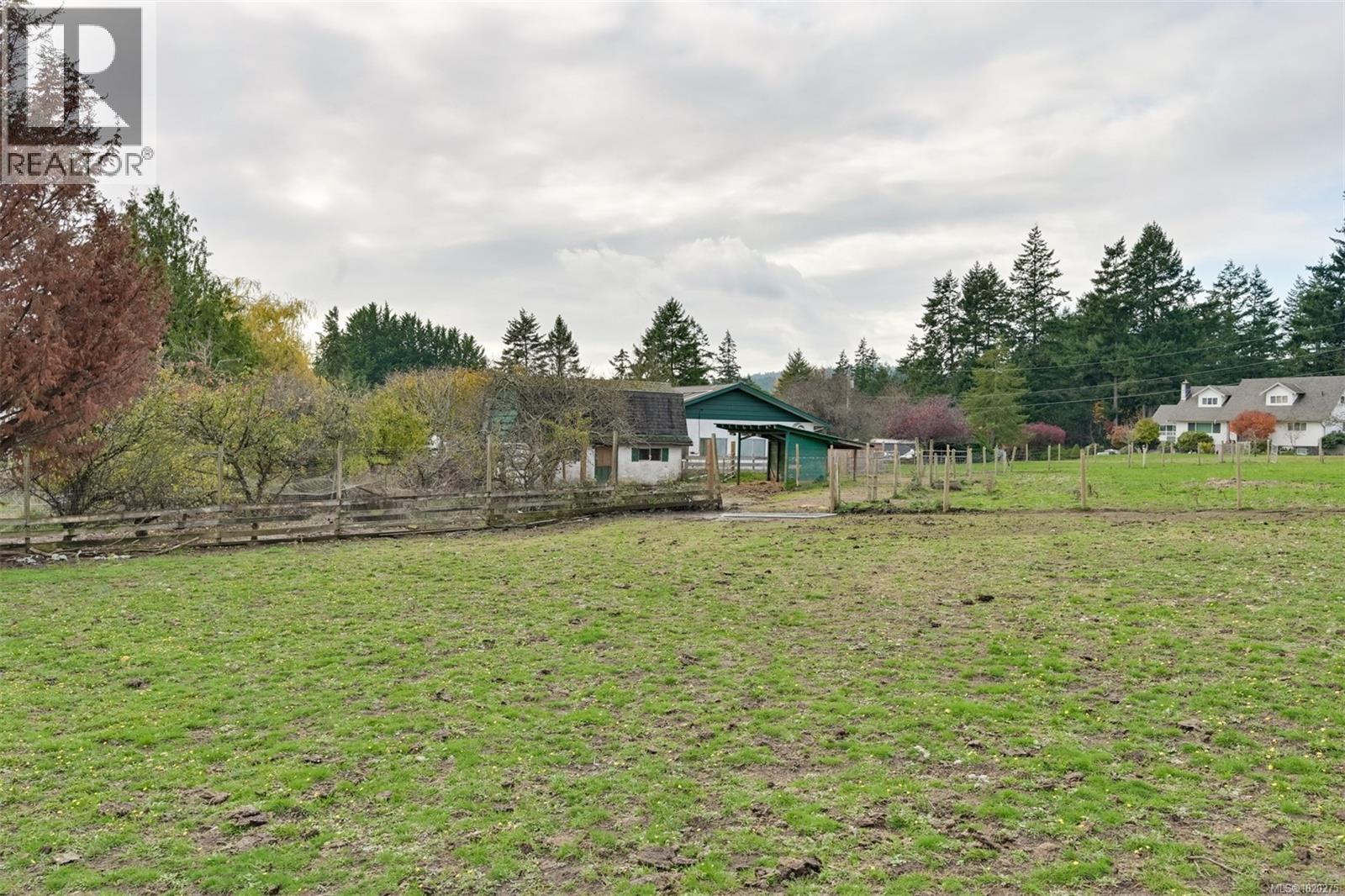 4203 Leeron Pl, Metchosin