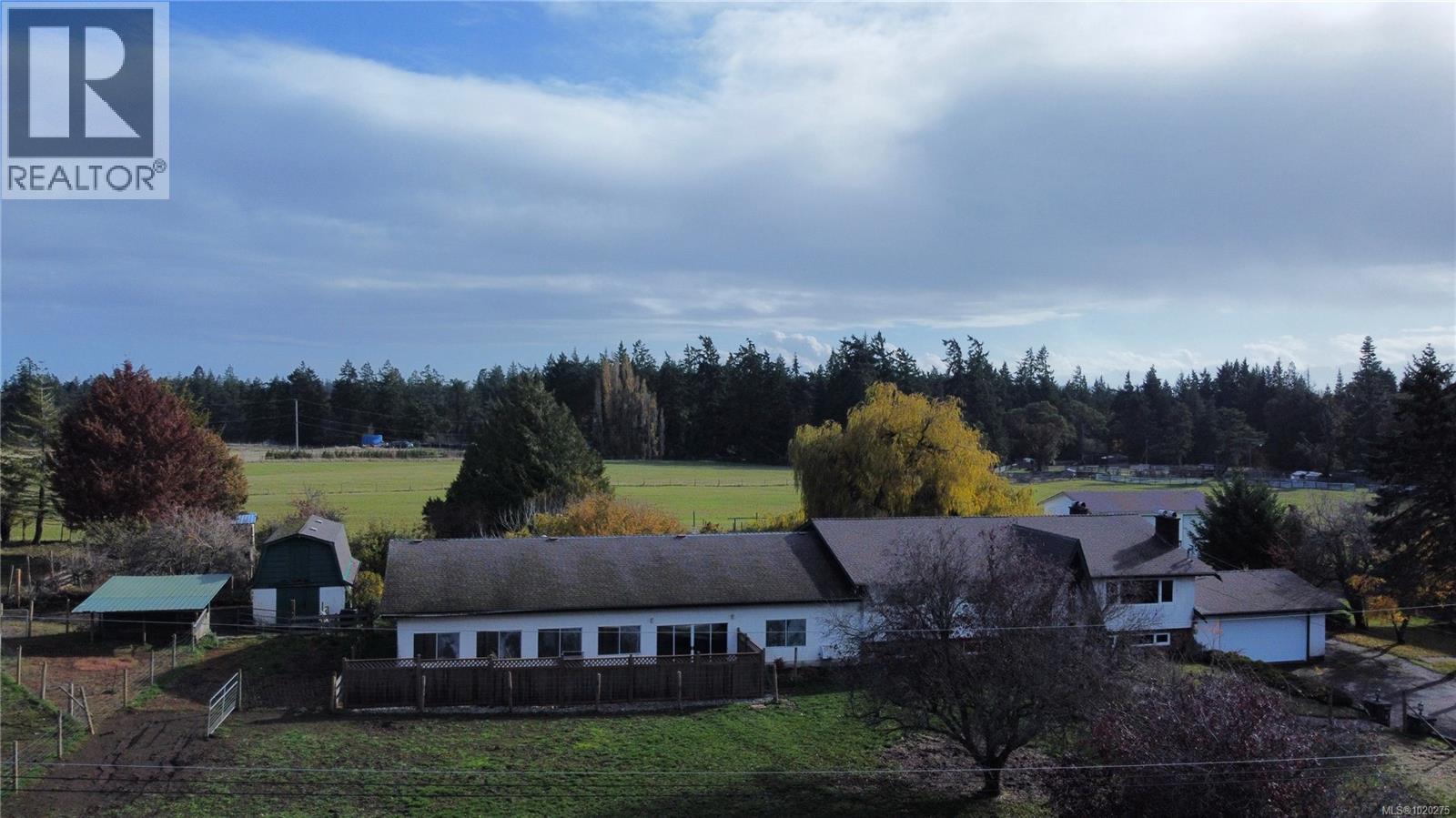 4203 Leeron Pl, Metchosin