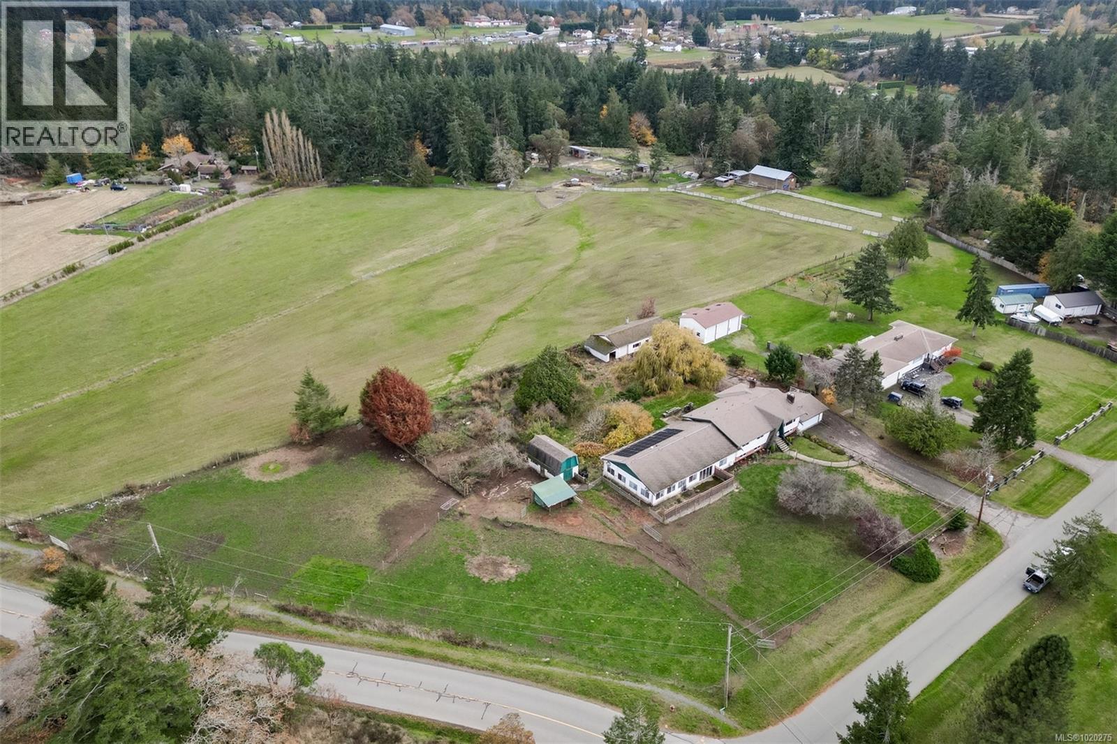 4203 Leeron Pl, Metchosin