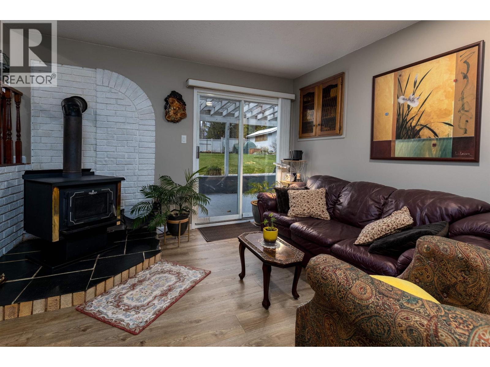 3688 WALNUT Drive, Terrace