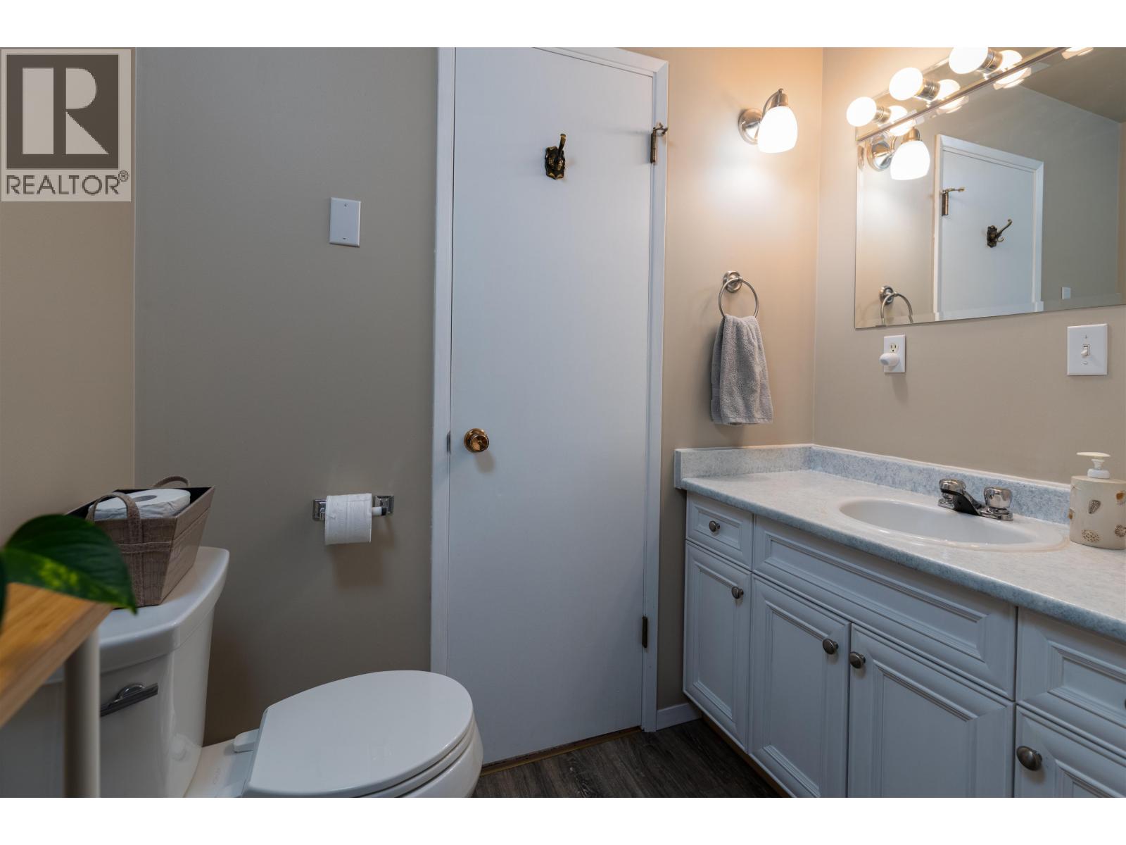 3688 WALNUT Drive, Terrace