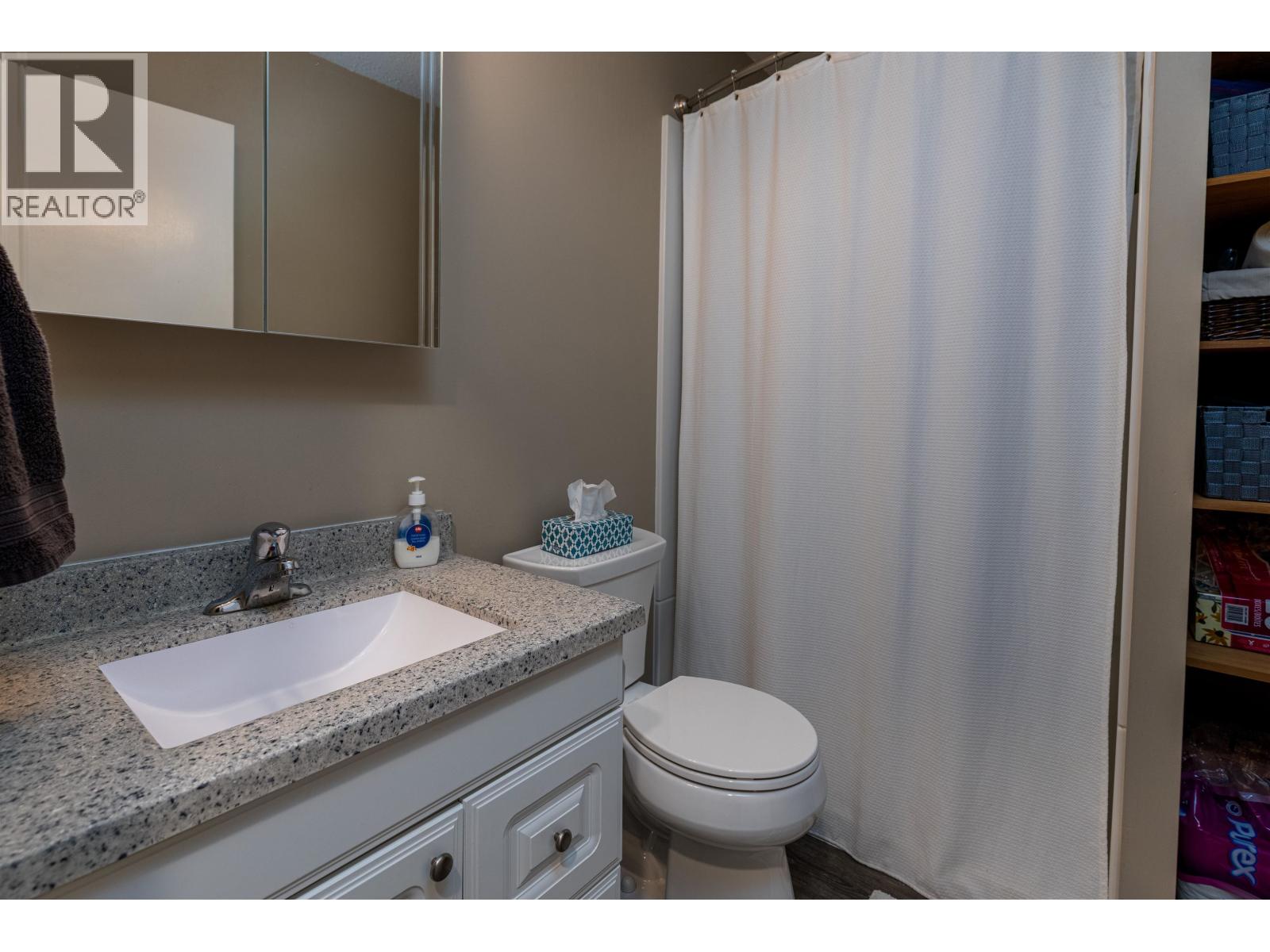 3688 WALNUT Drive, Terrace