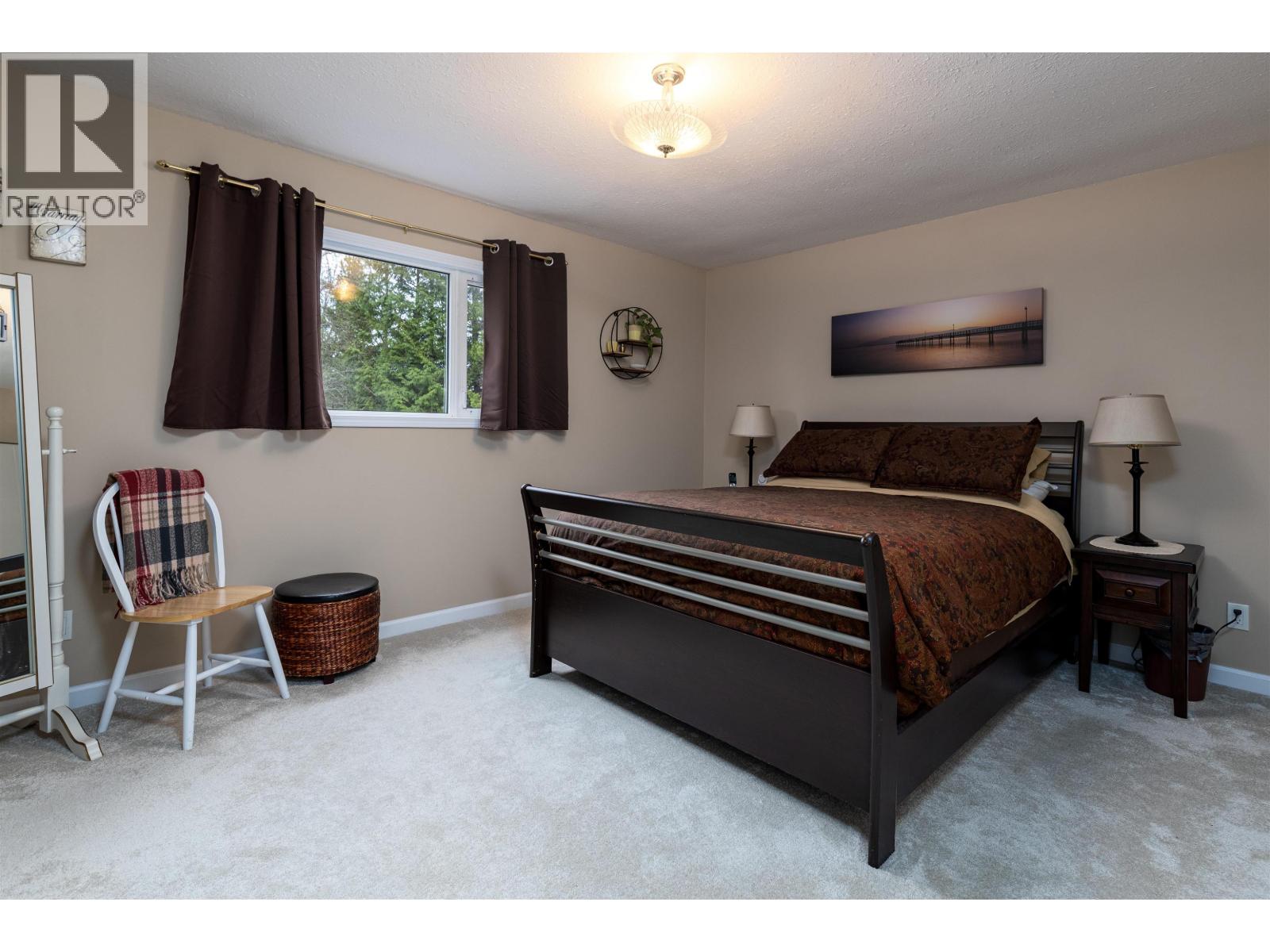 3688 WALNUT Drive, Terrace