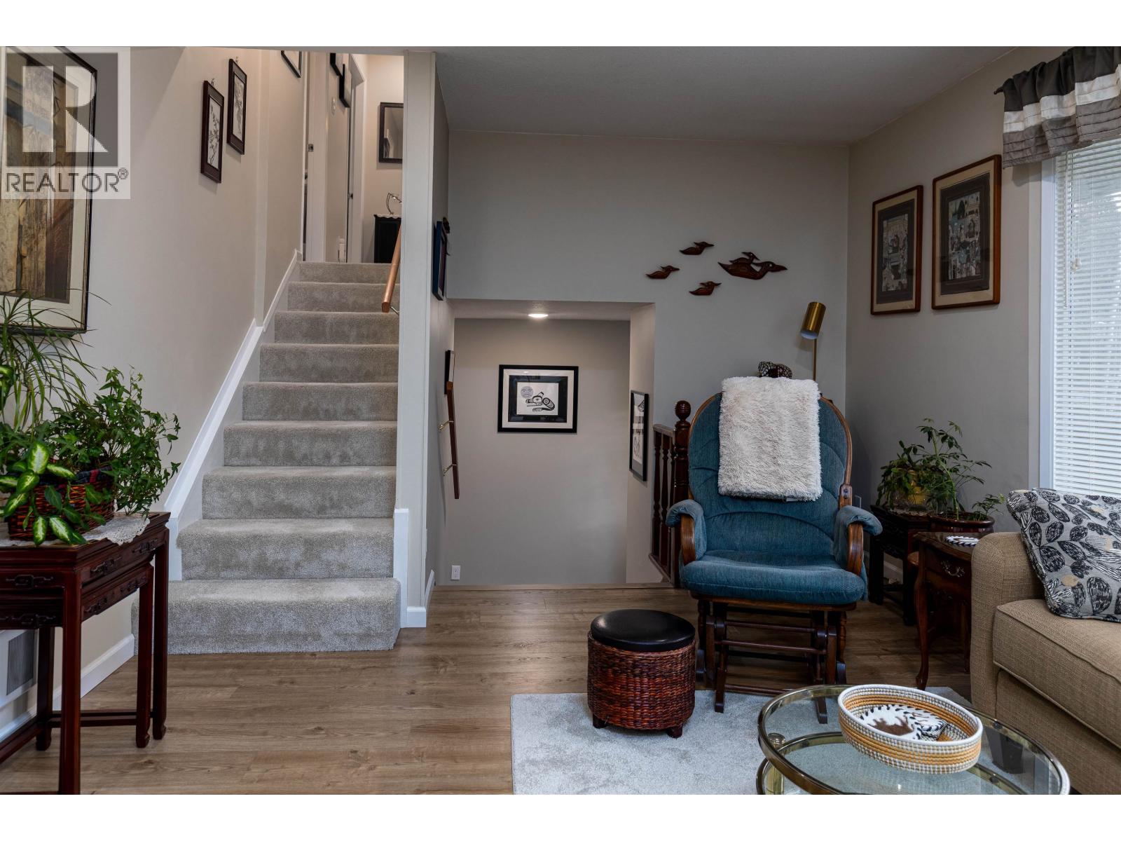 3688 WALNUT Drive, Terrace