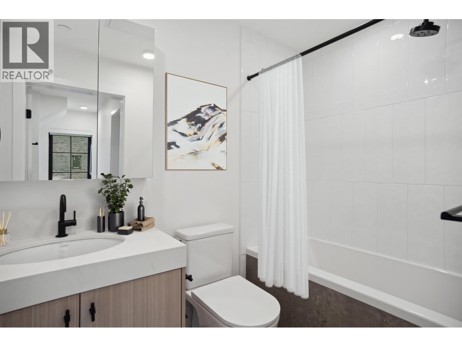 197 W KING EDWARD AVE STREET, Vancouver