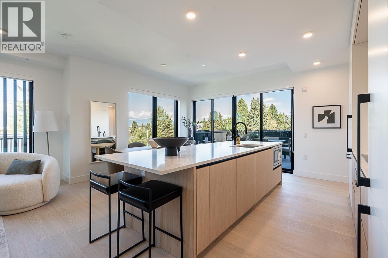 202 539 W 28TH AVENUE, Vancouver