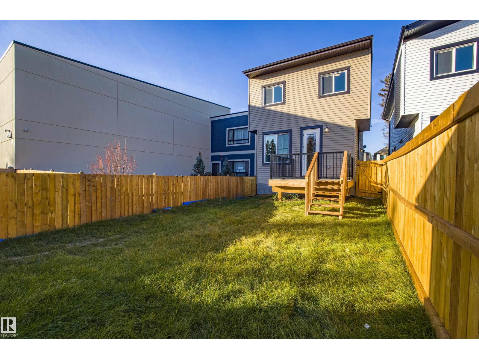 9811 155 ST NW, Edmonton