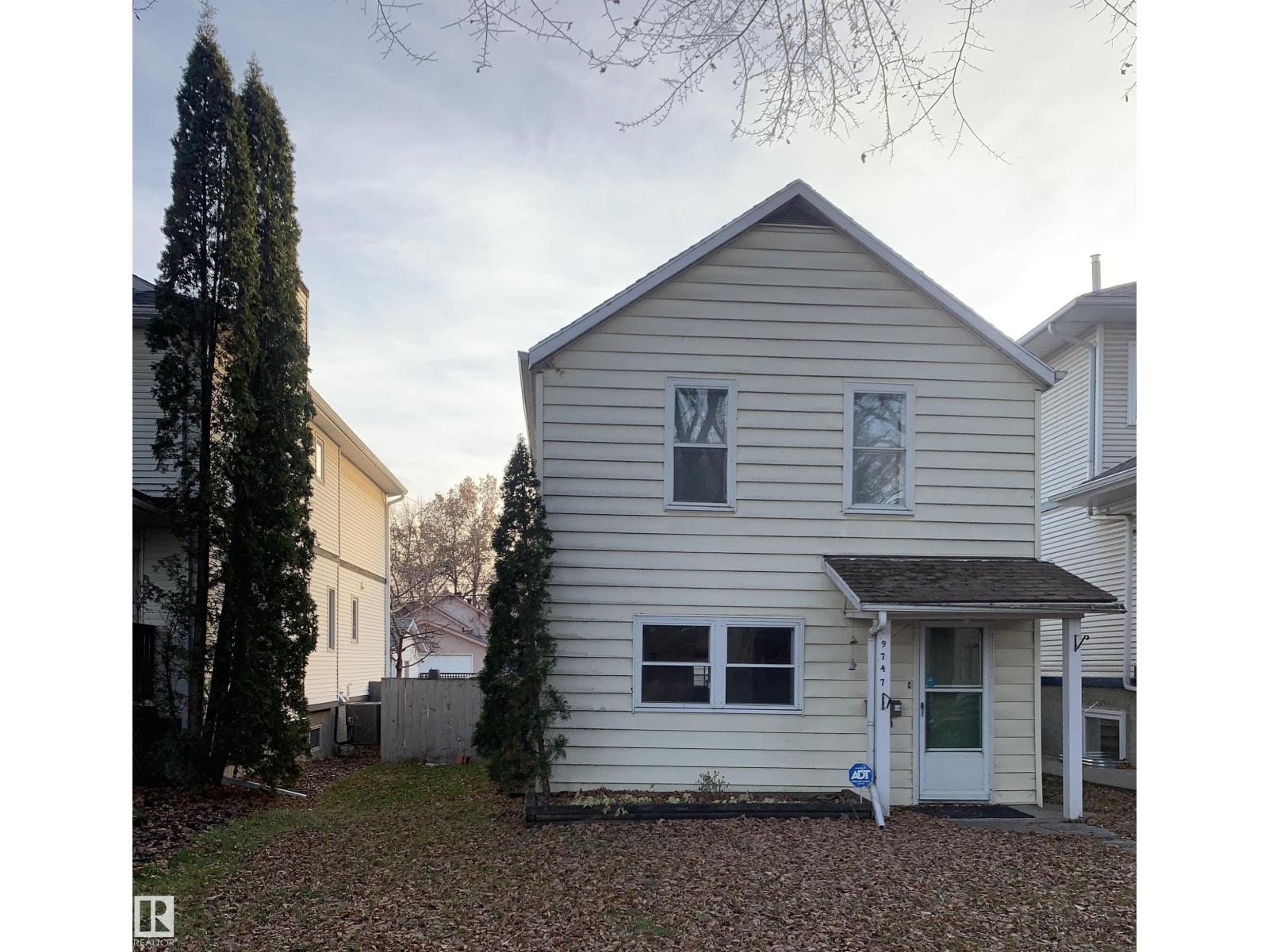 9747 90 AV NW, Edmonton