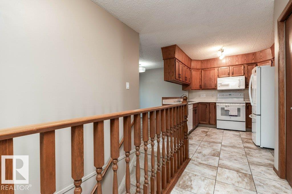 #44 2 GEORGIAN WY, Sherwood Park