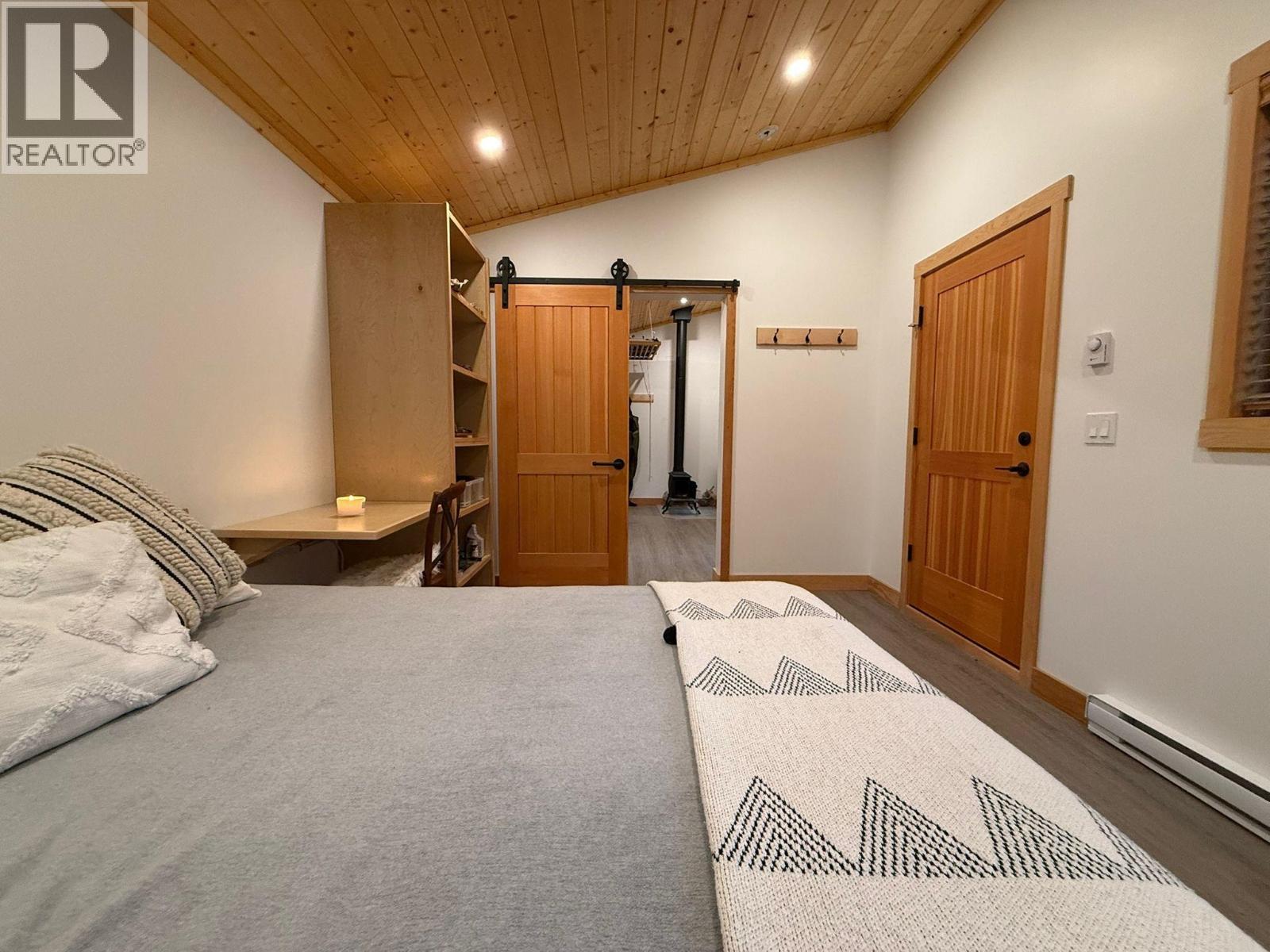 16398 16 Highway, Terrace