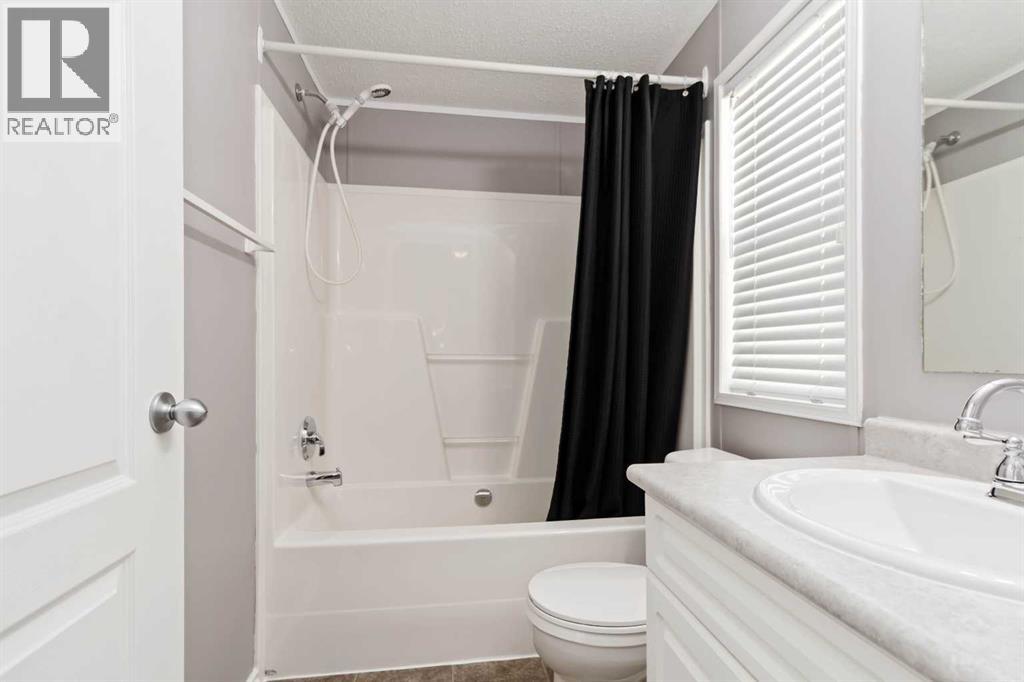 552 Mckinlay Crescent, Fort McMurray