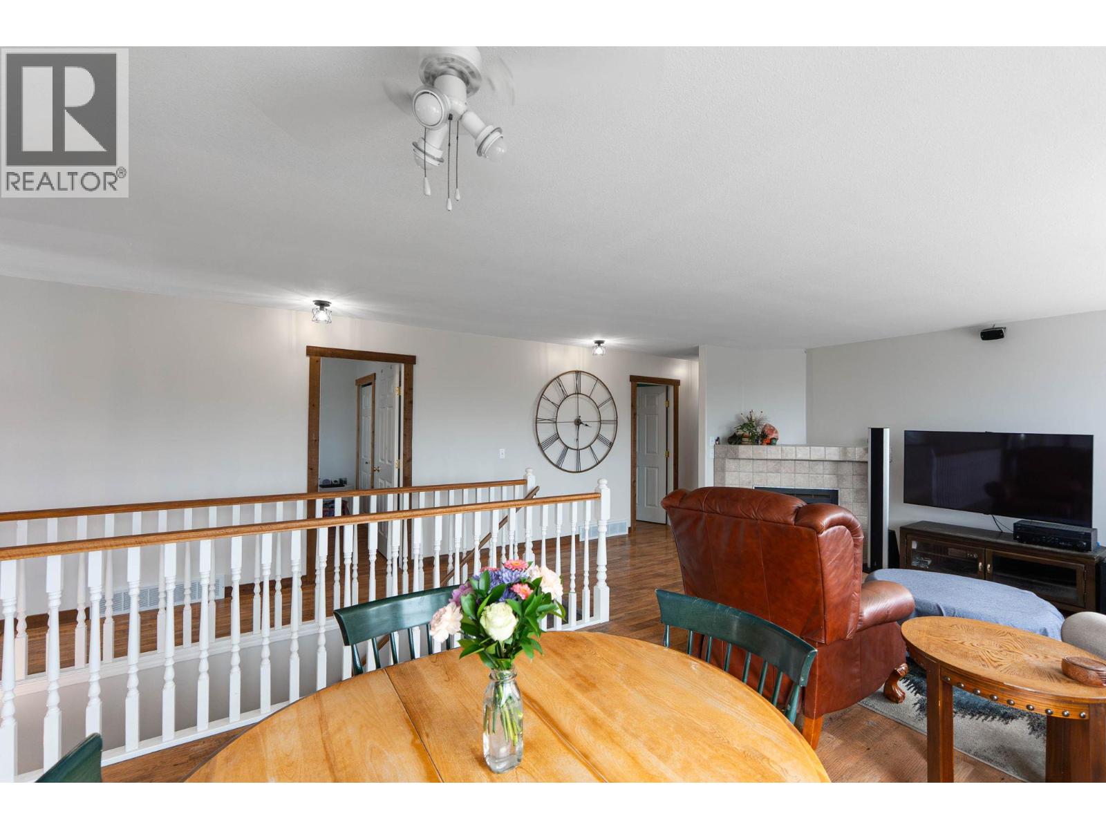  3052 Ensign Way, West Kelowna