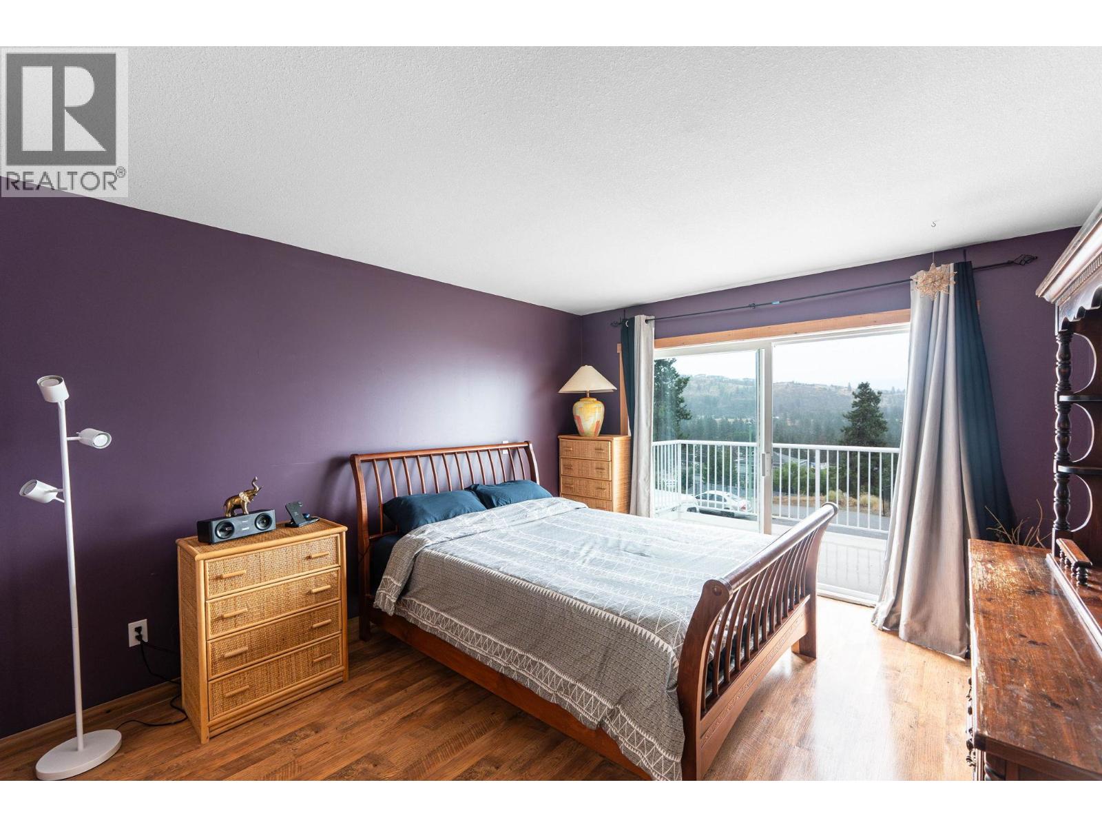  3052 Ensign Way, West Kelowna