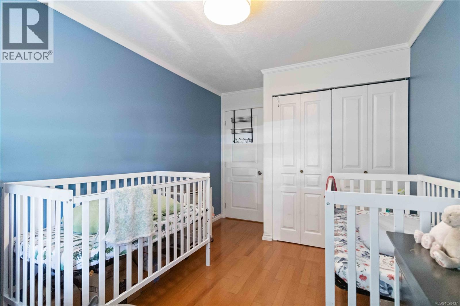 206 898 Vernon Ave, Saanich