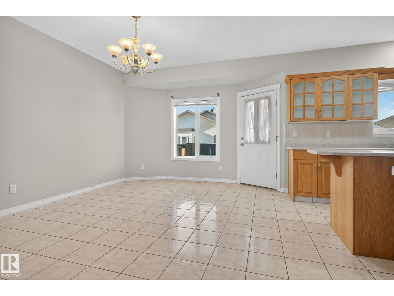 16136 76 ST NW, Edmonton