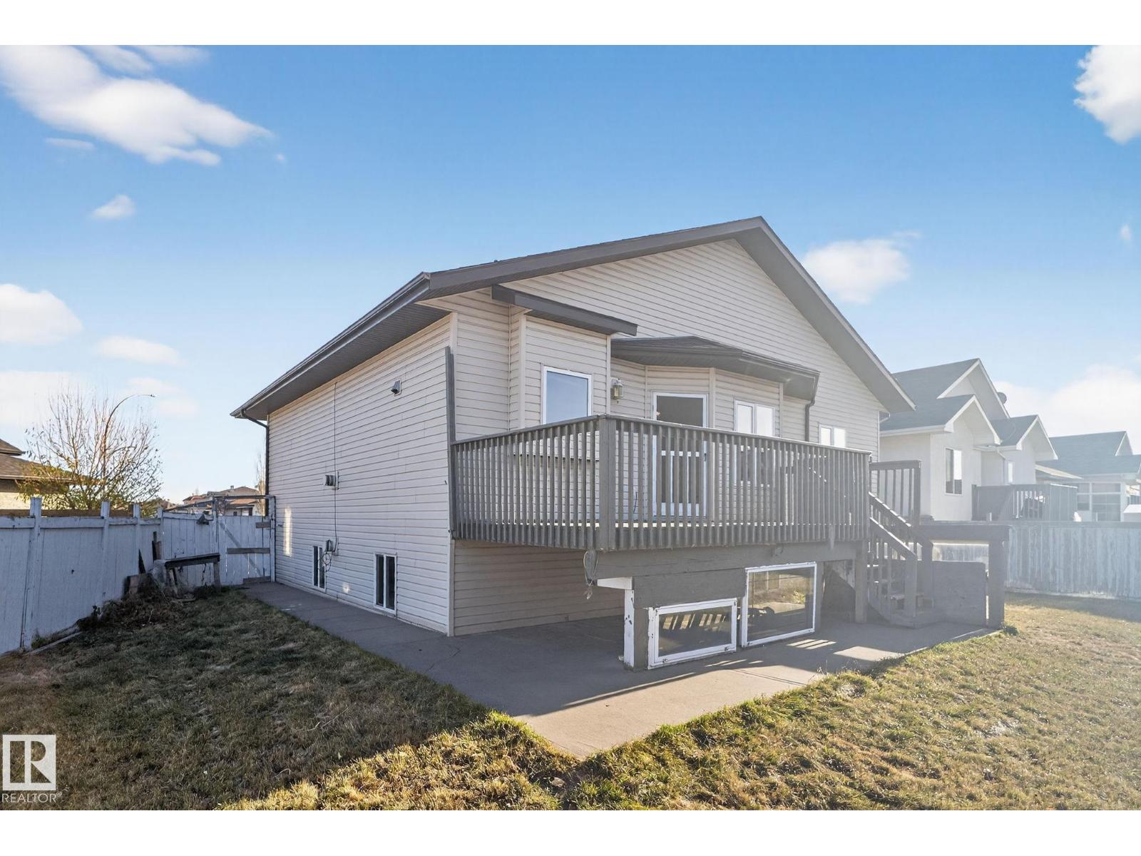 16136 76 ST NW, Edmonton