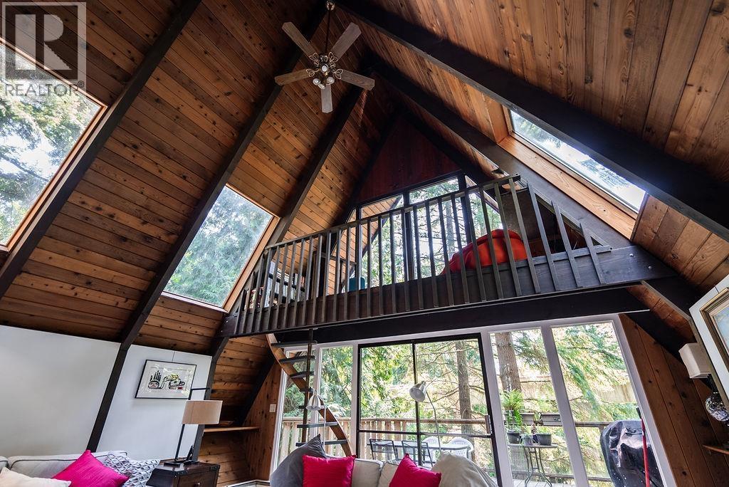 4402 KEITH ROAD, West Vancouver