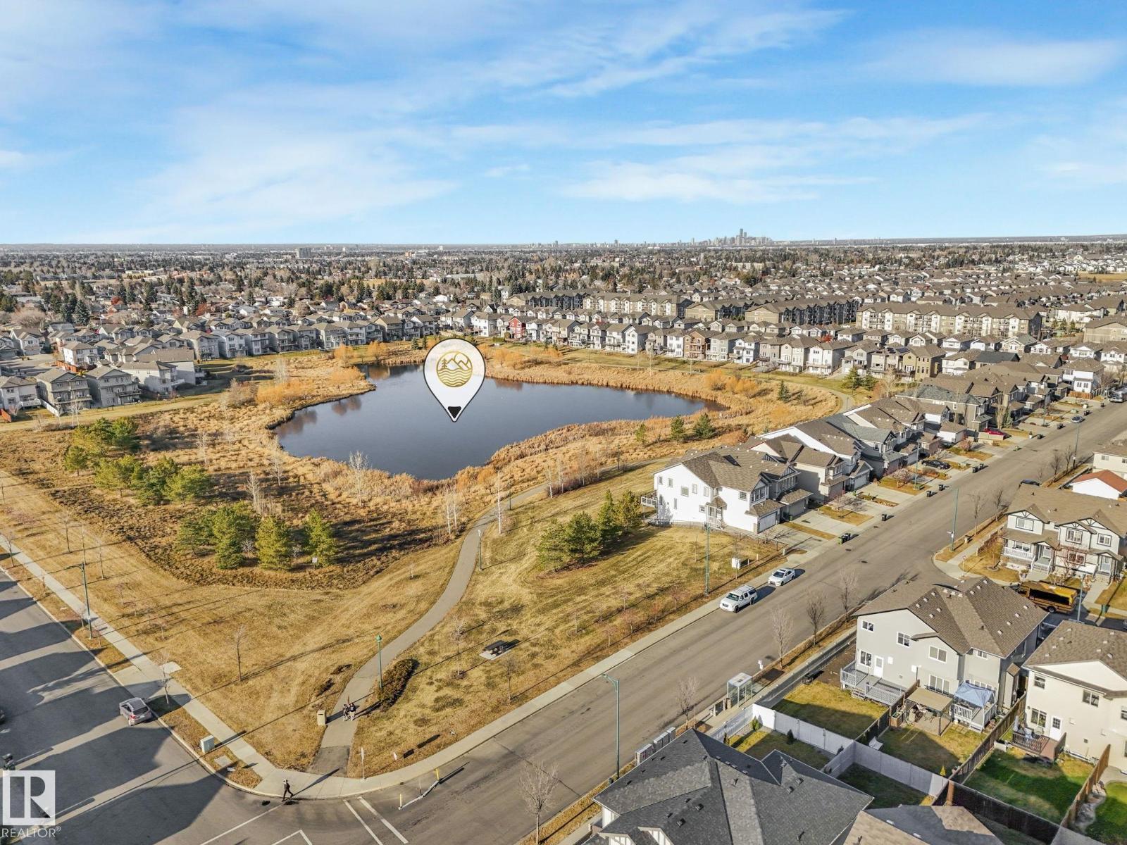 3003 16 AV NW, Edmonton