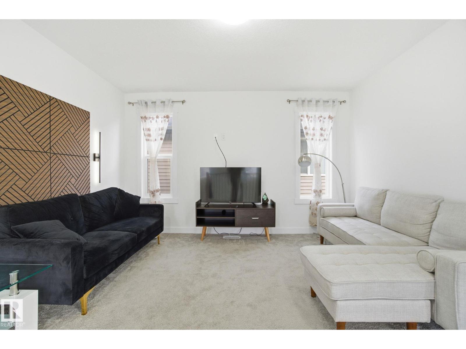 22529 99A AV NW, Edmonton