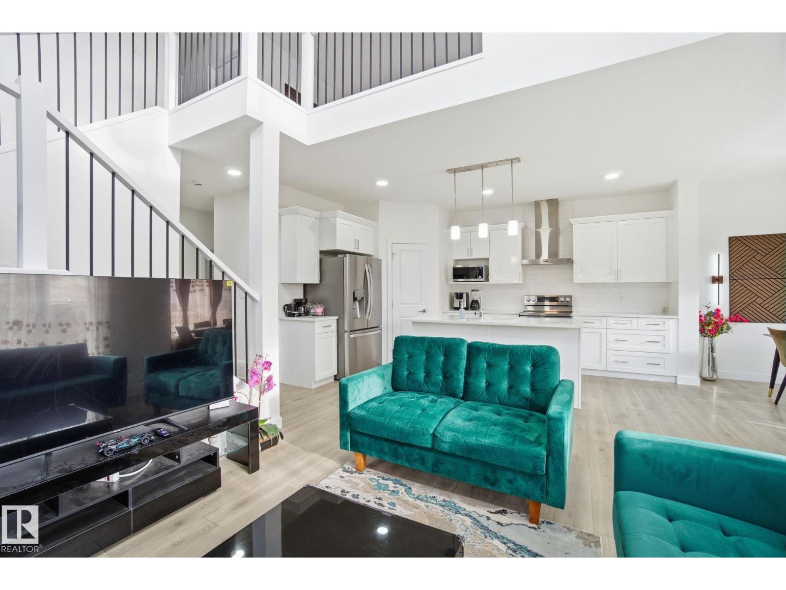 22529 99A AV NW, Edmonton