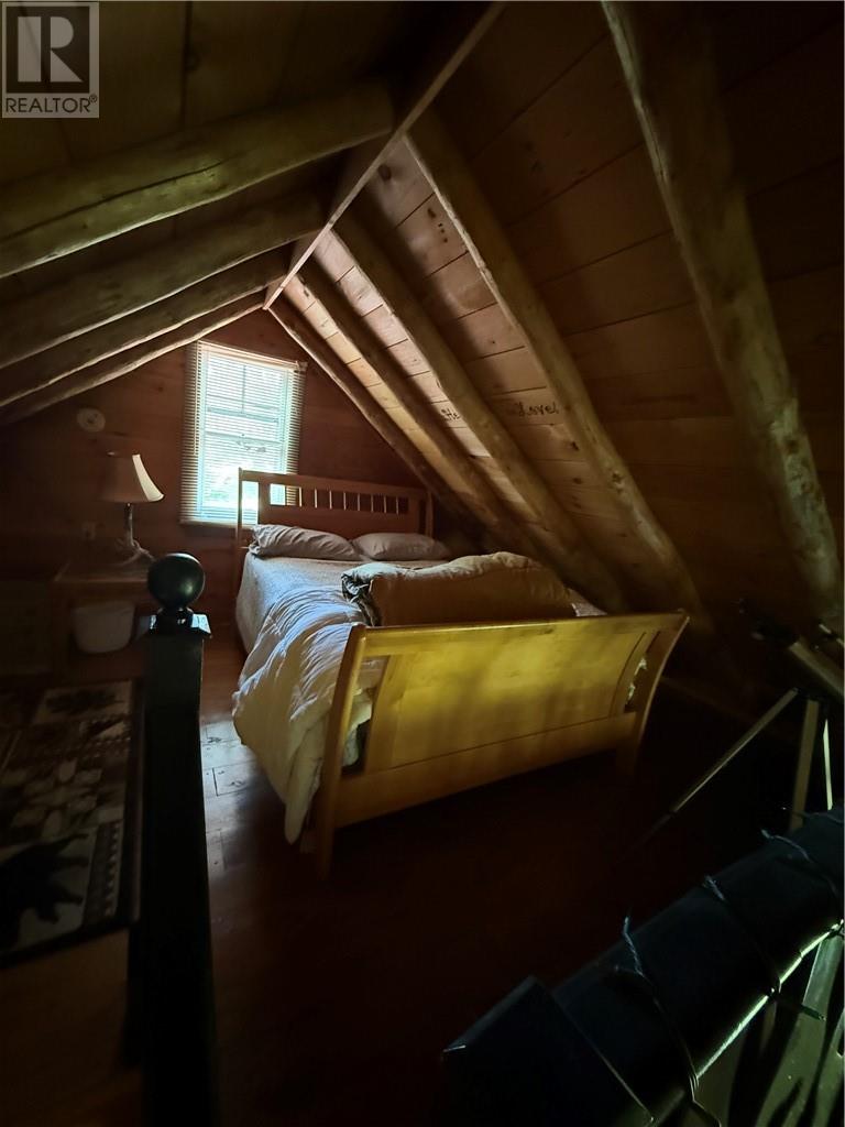 622 Pineflat Road - 9