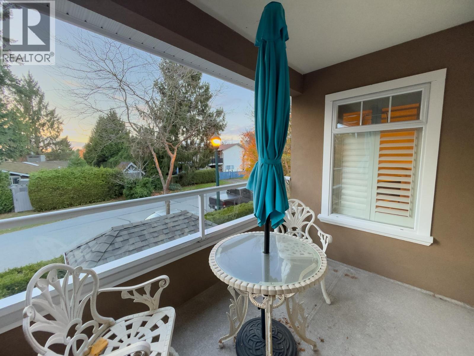 #201-1320 55 Street, Delta