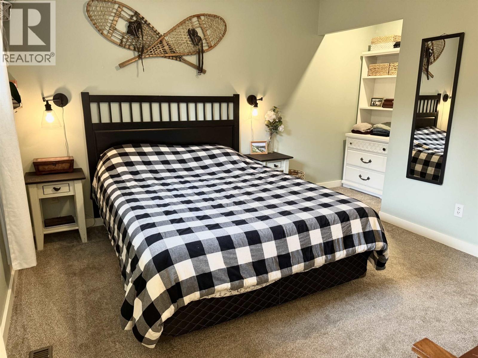 4381 BIRCH Crescent, Smithers