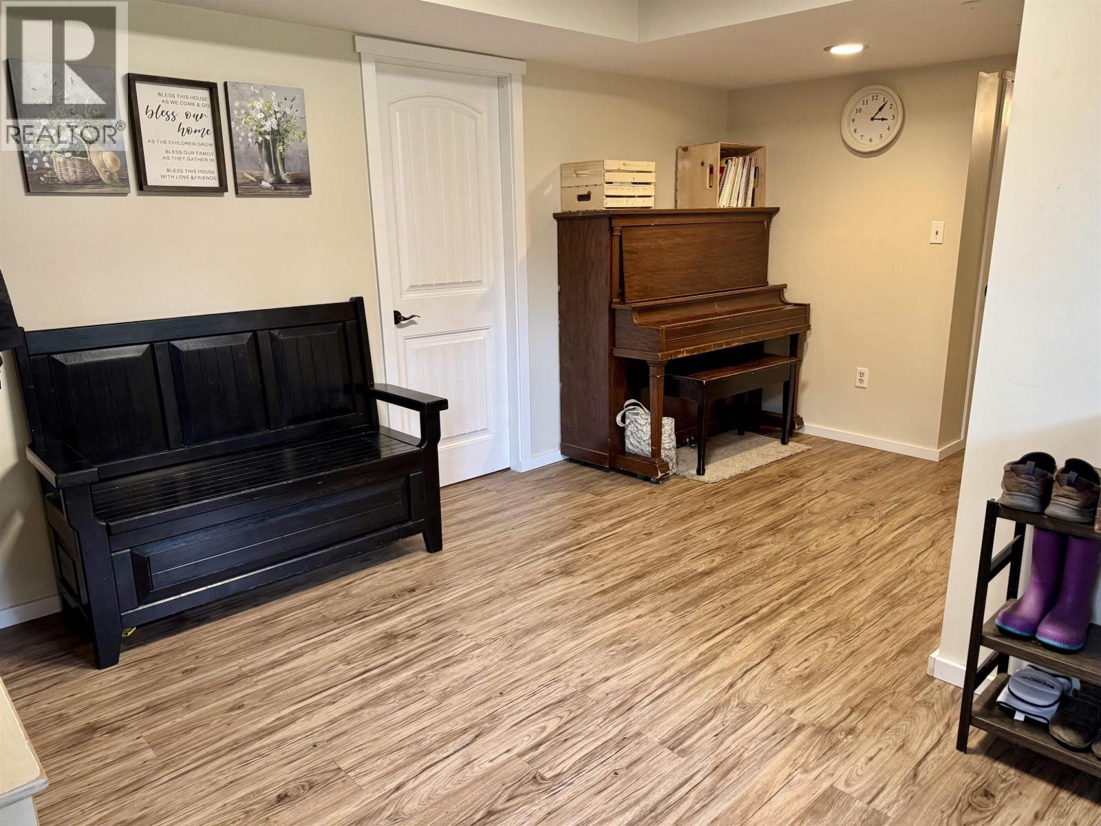 4381 BIRCH Crescent, Smithers