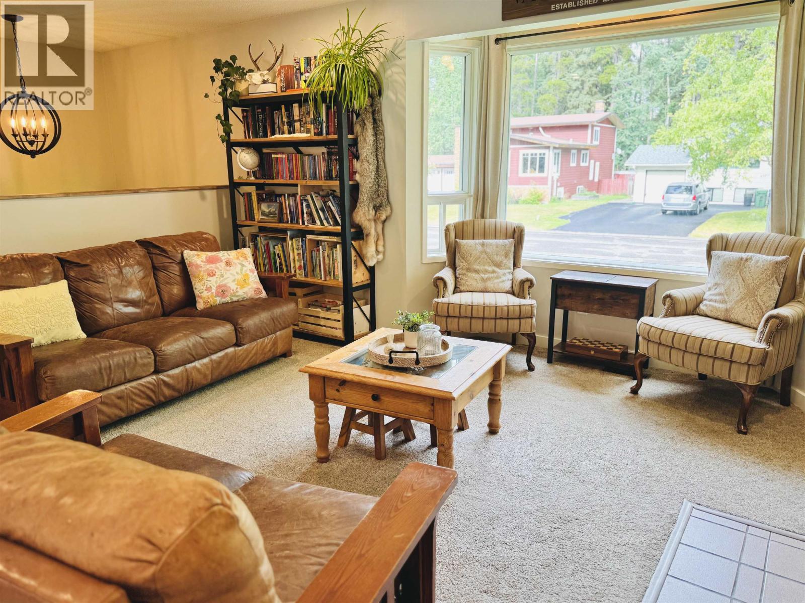 4381 BIRCH Crescent, Smithers