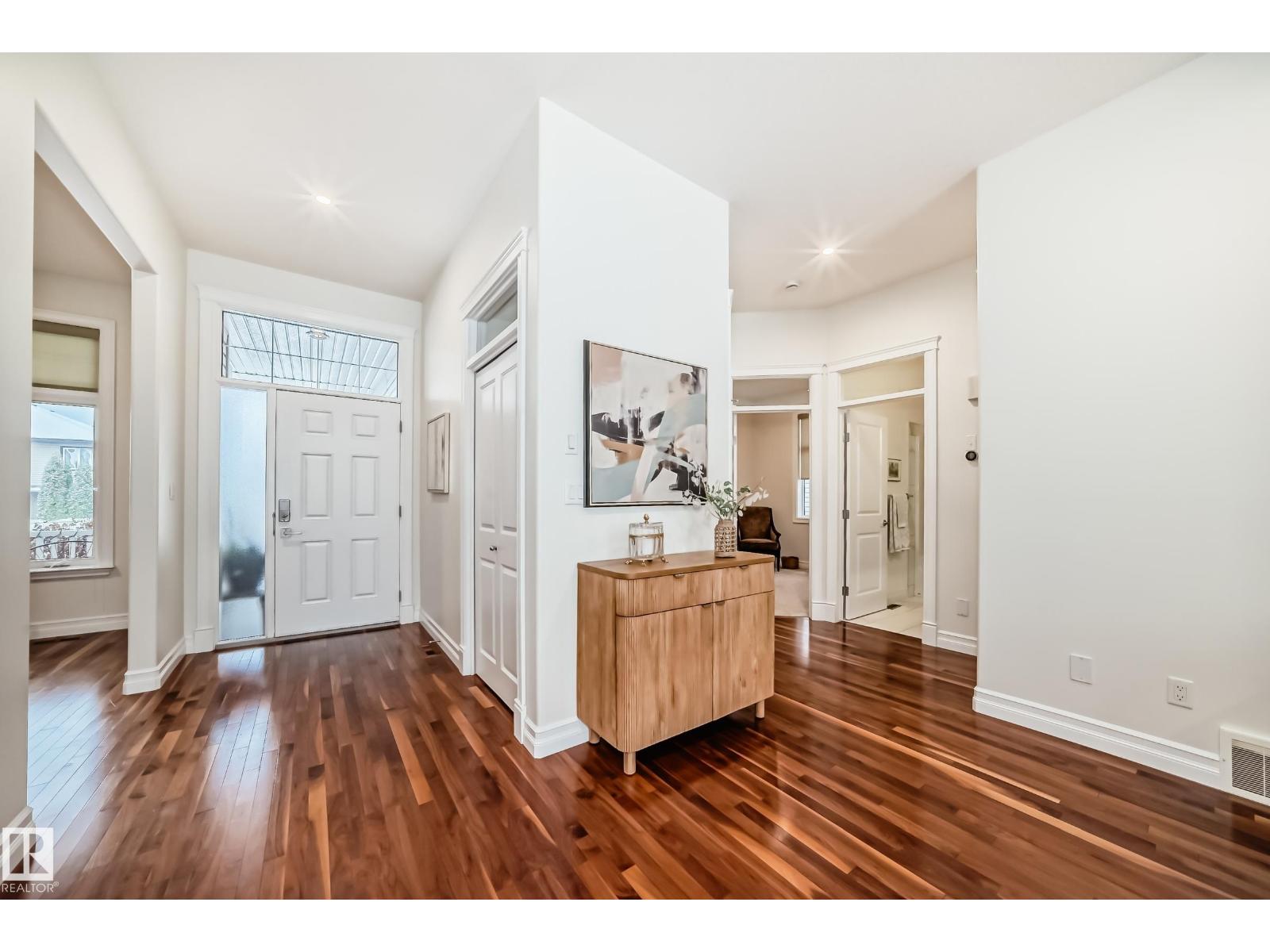 6107 MAYNARD CR NW, Edmonton