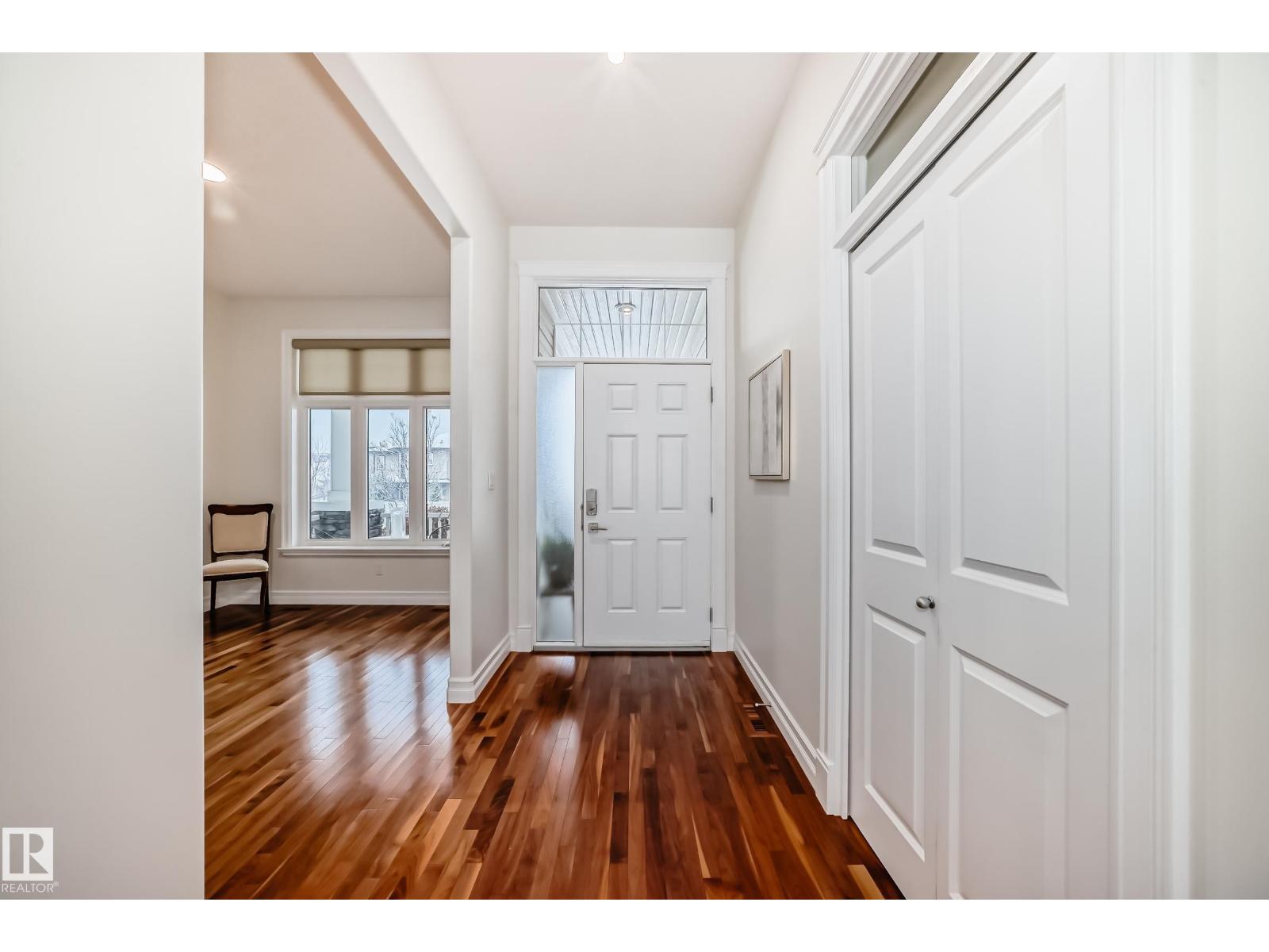 6107 MAYNARD CR NW, Edmonton