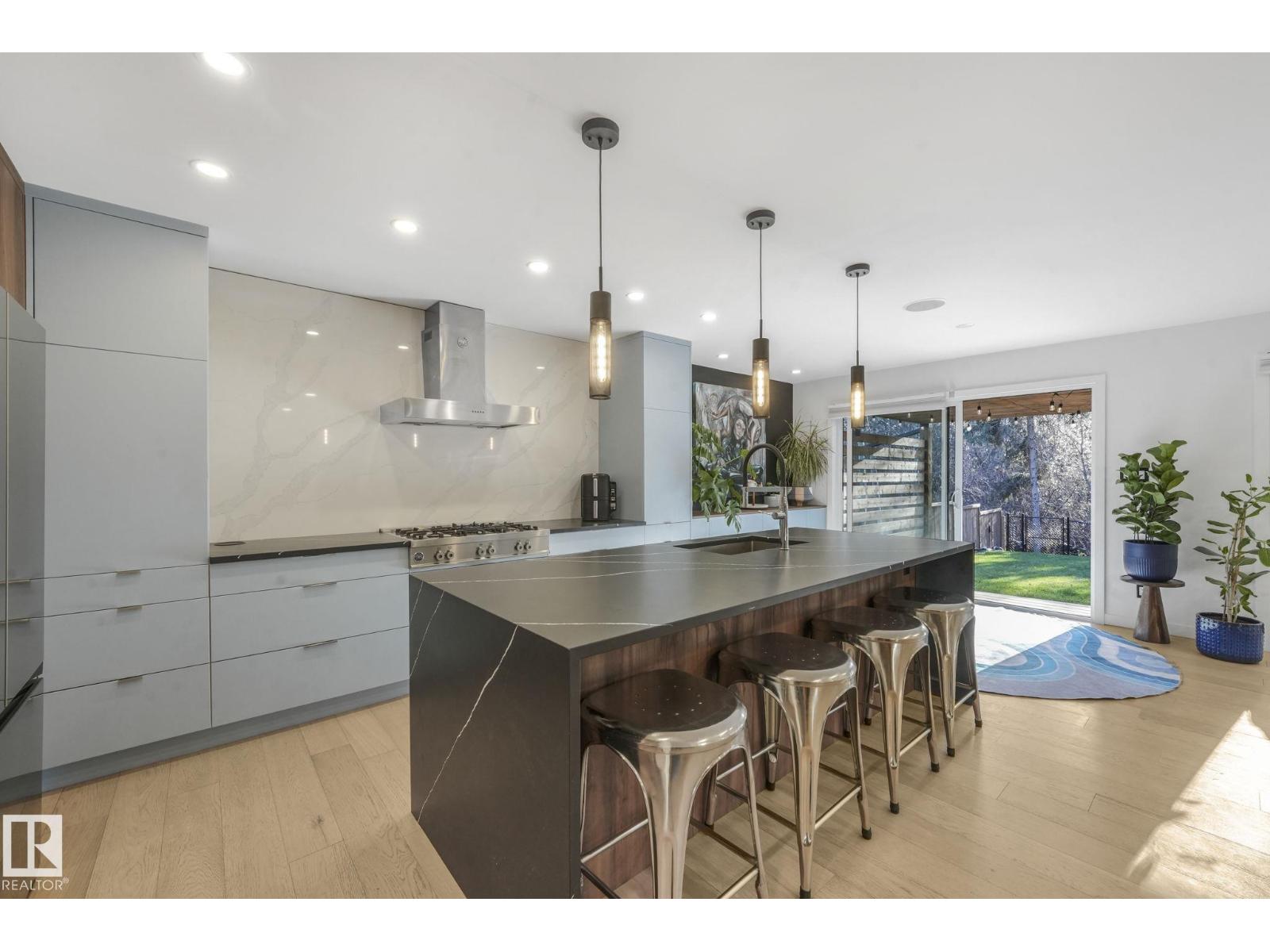 14623 MACKENZIE DR NW, Edmonton